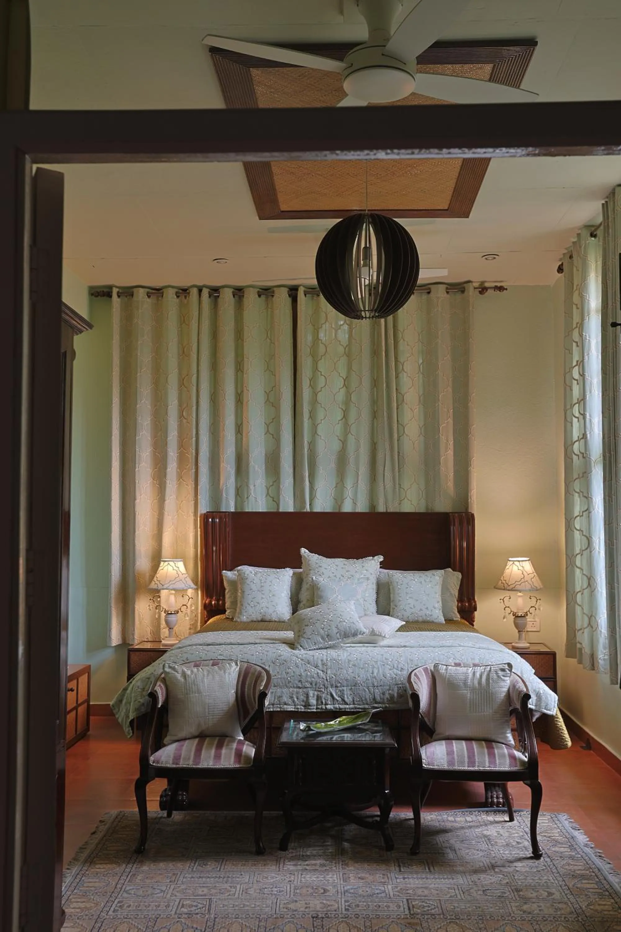 Bed in Ranjit's Svaasa Amritsar