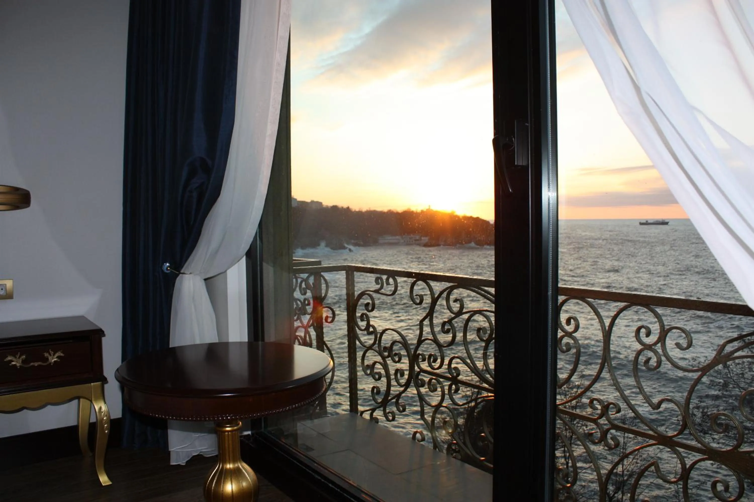 Balcony/Terrace in Bab-i Zer Hotel