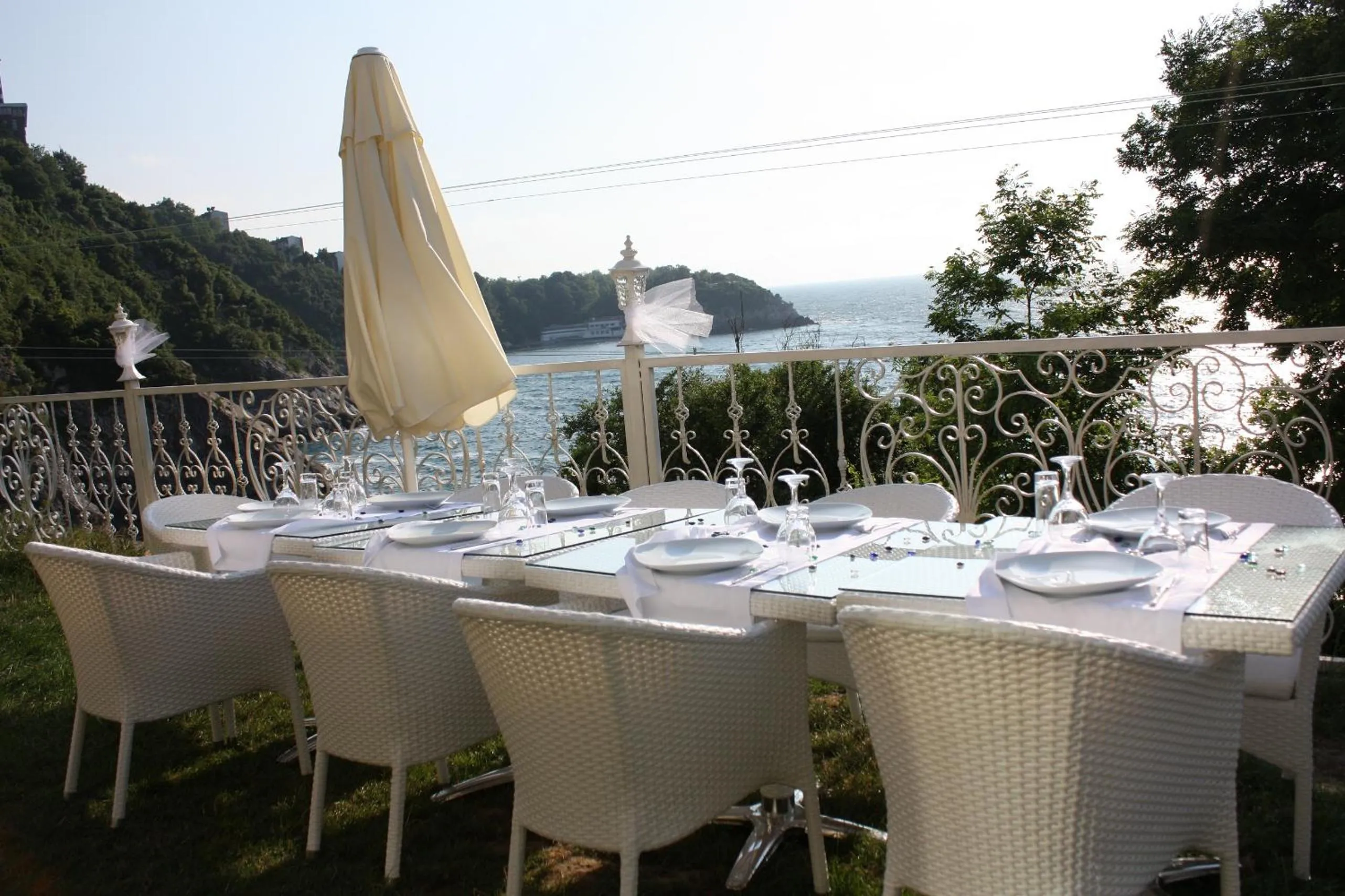 Sea view in Bab-i Zer Hotel