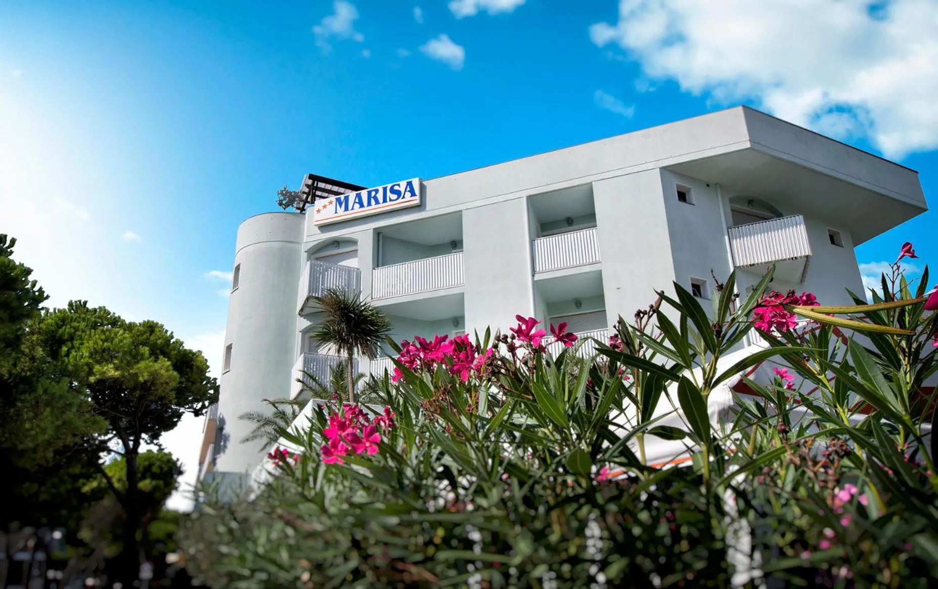 Property building in Hotel Marisa