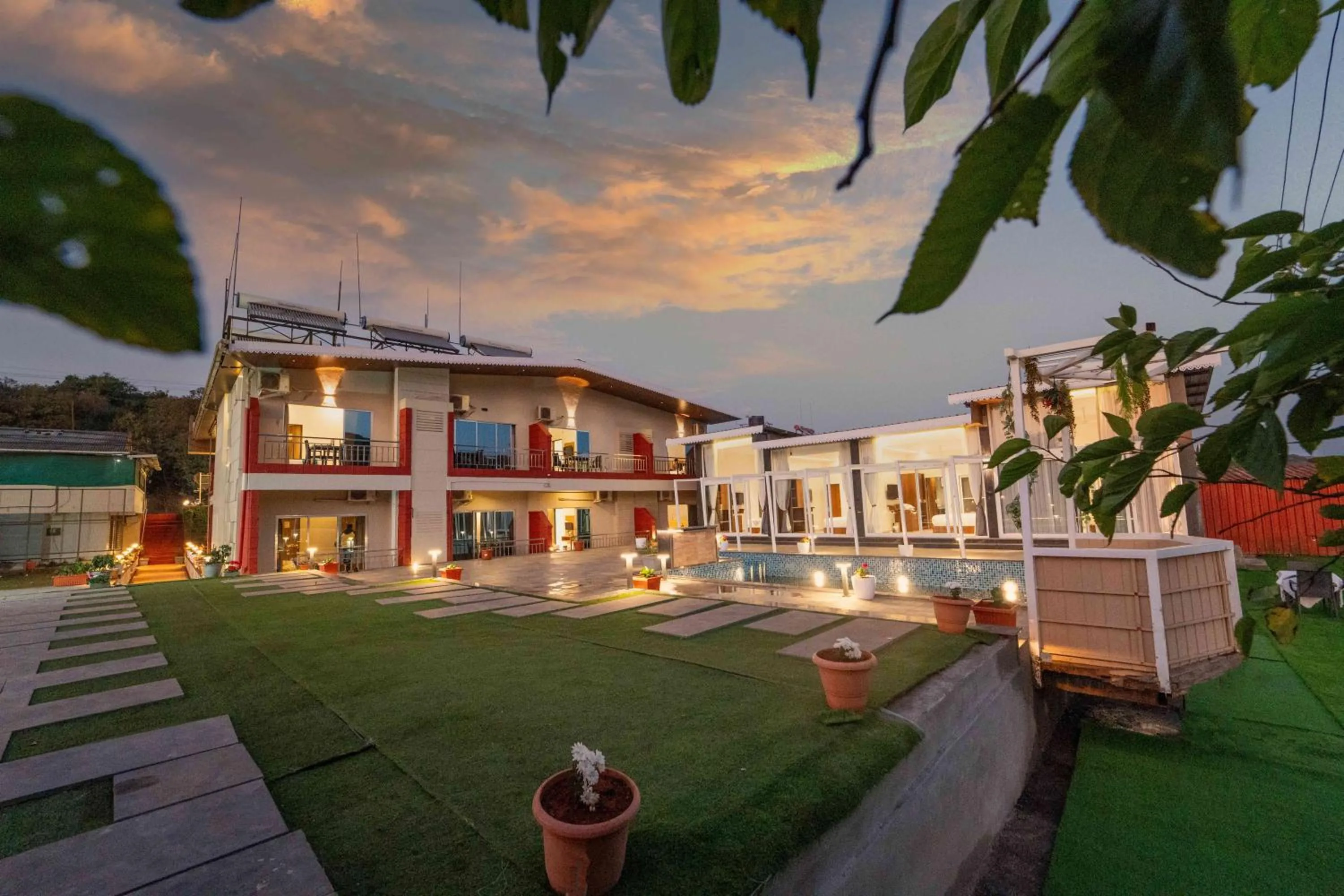 Property building in Treebo Winter Town Venna Lake