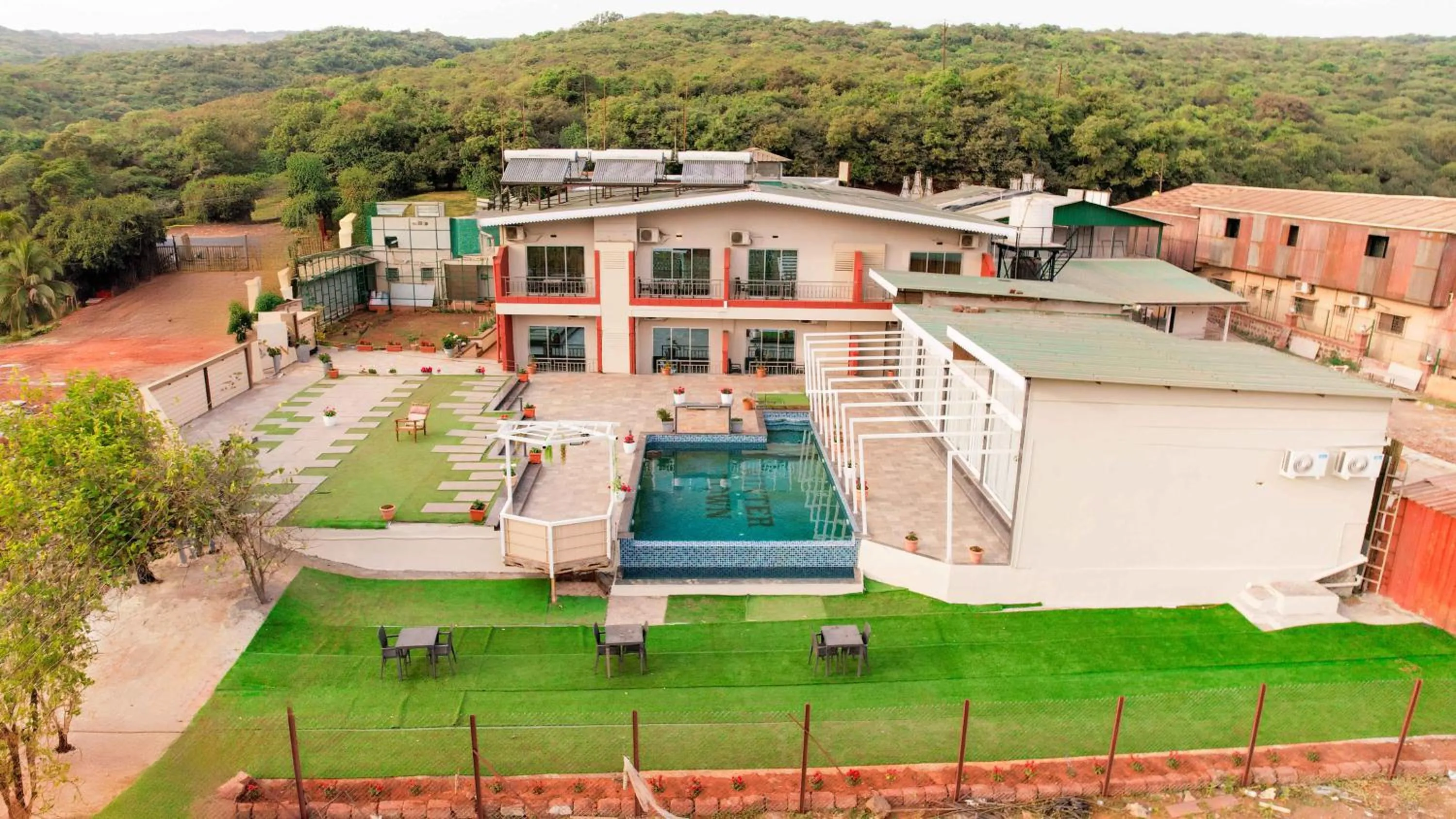 Property building in Treebo Winter Town Venna Lake