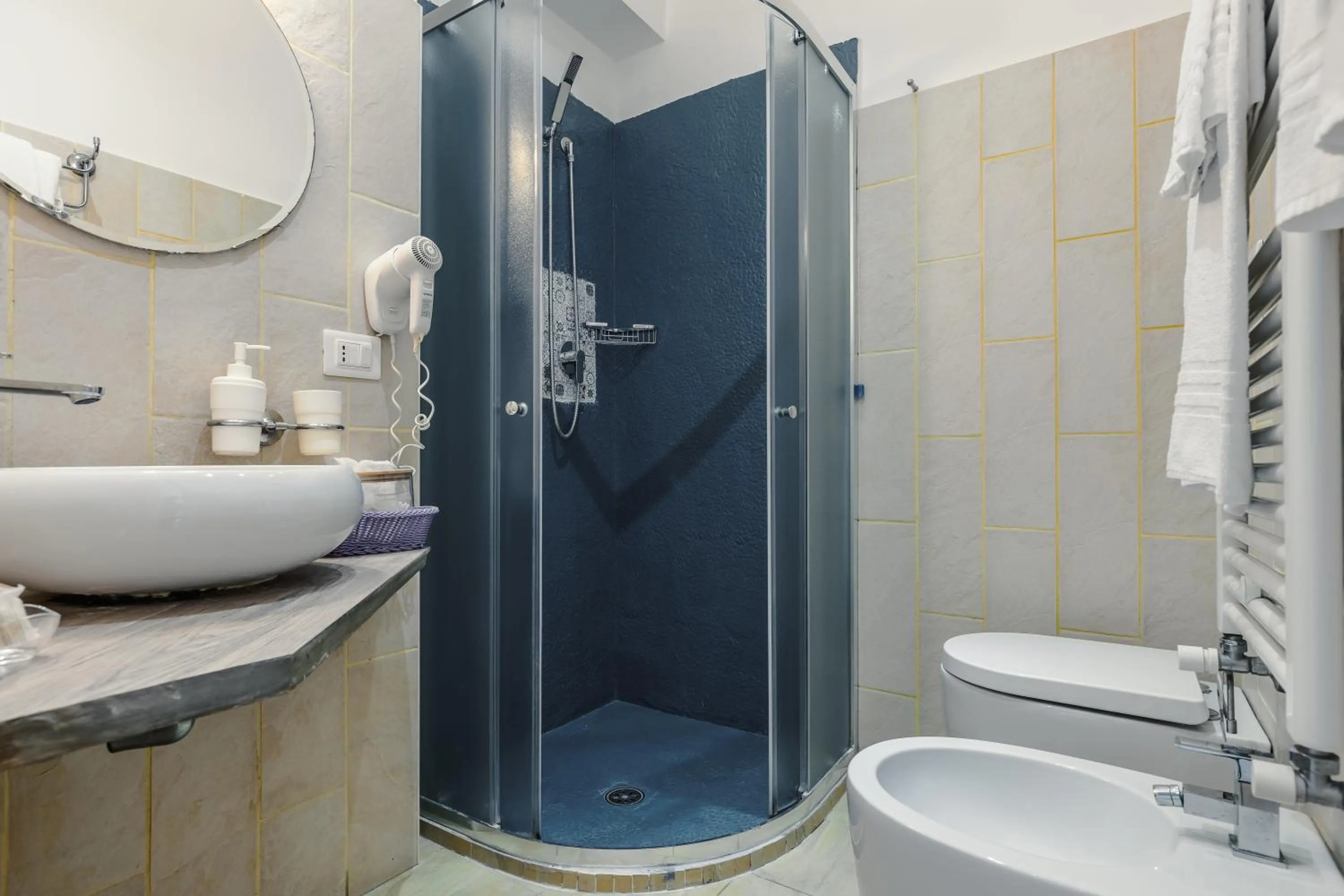 Bathroom in Bed And Best