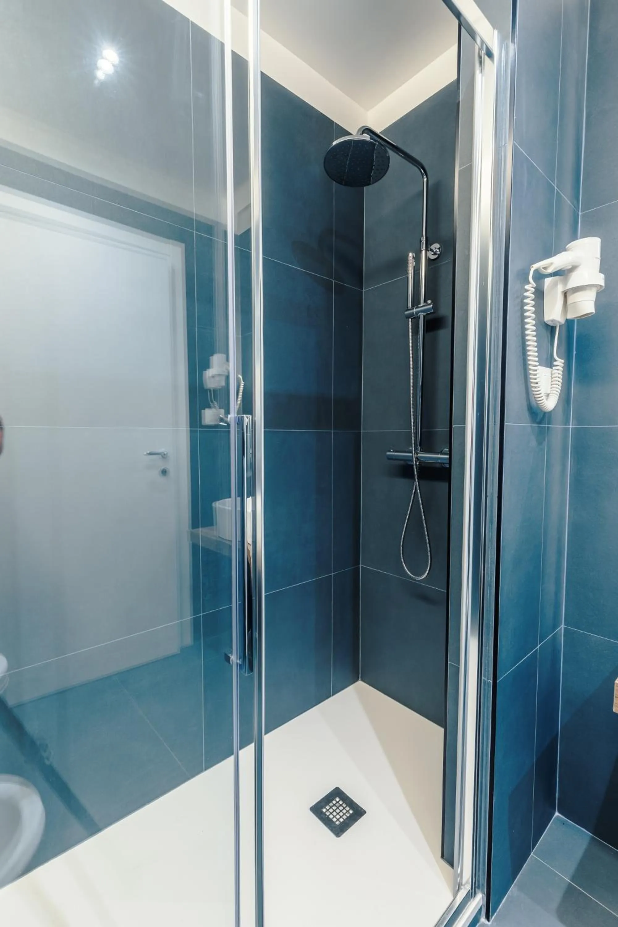 Shower in Bed And Best