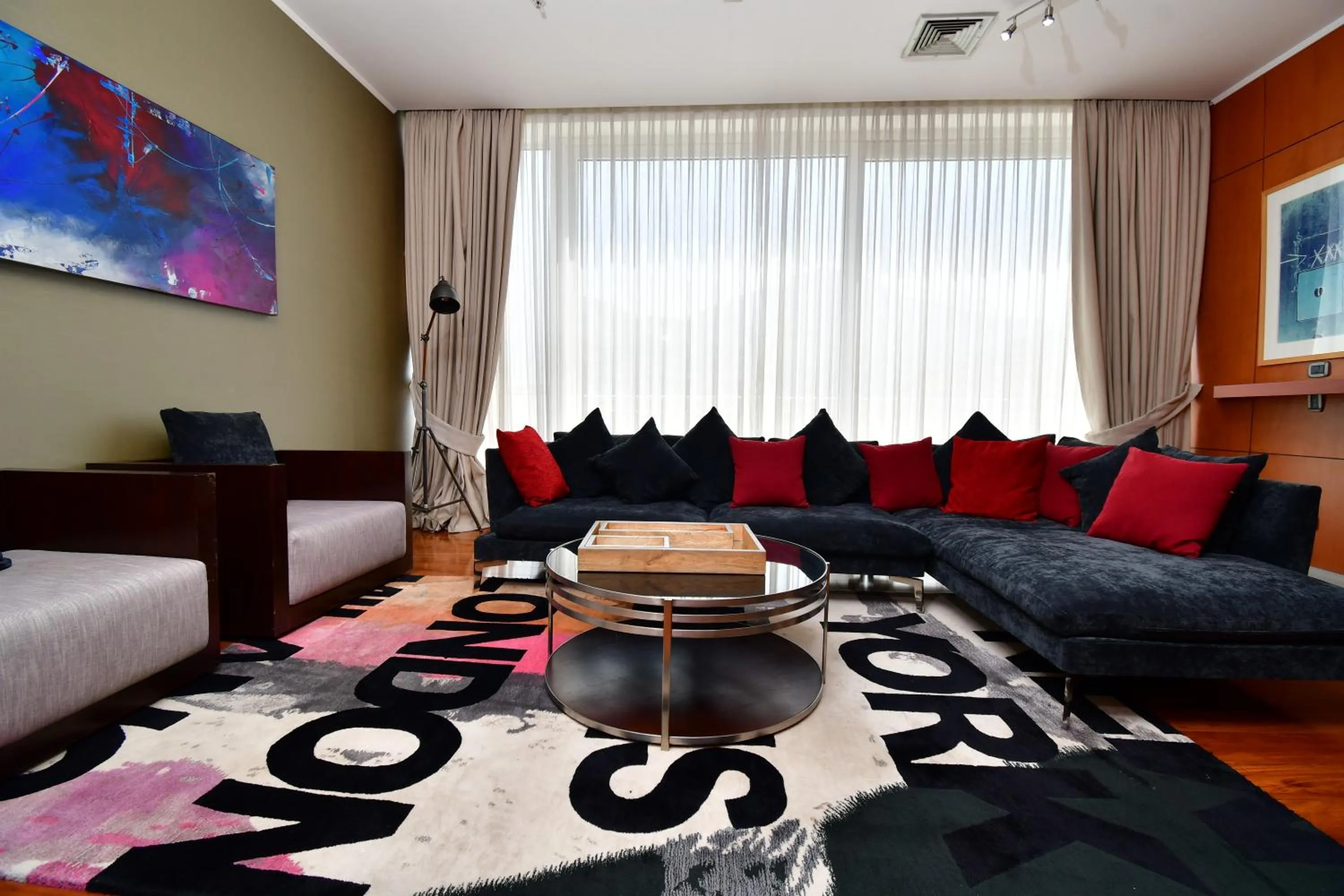 Living room, Seating Area in Radisson Ciudad Empresarial Santiago