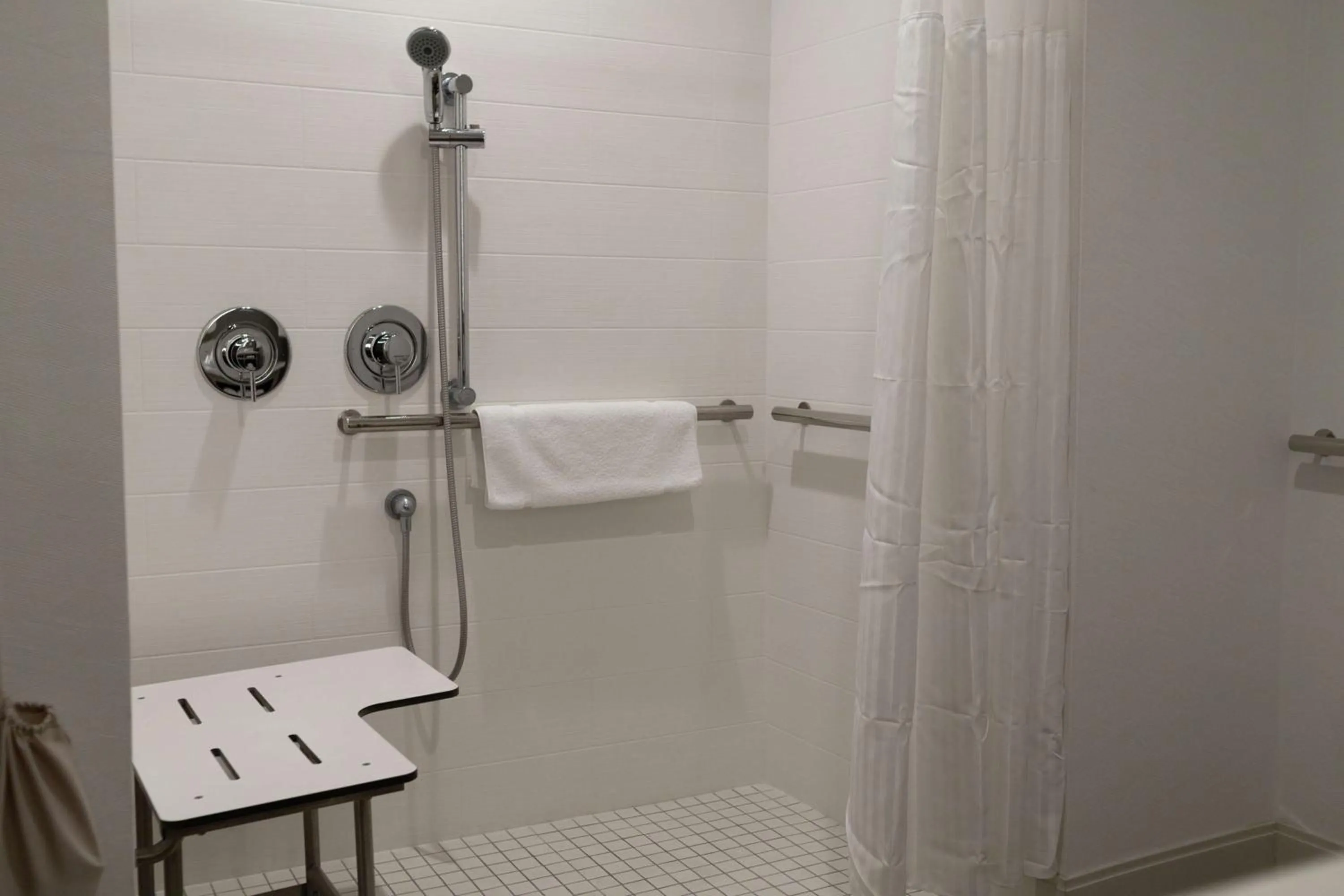 Bathroom in Hilton Garden Inn Waco