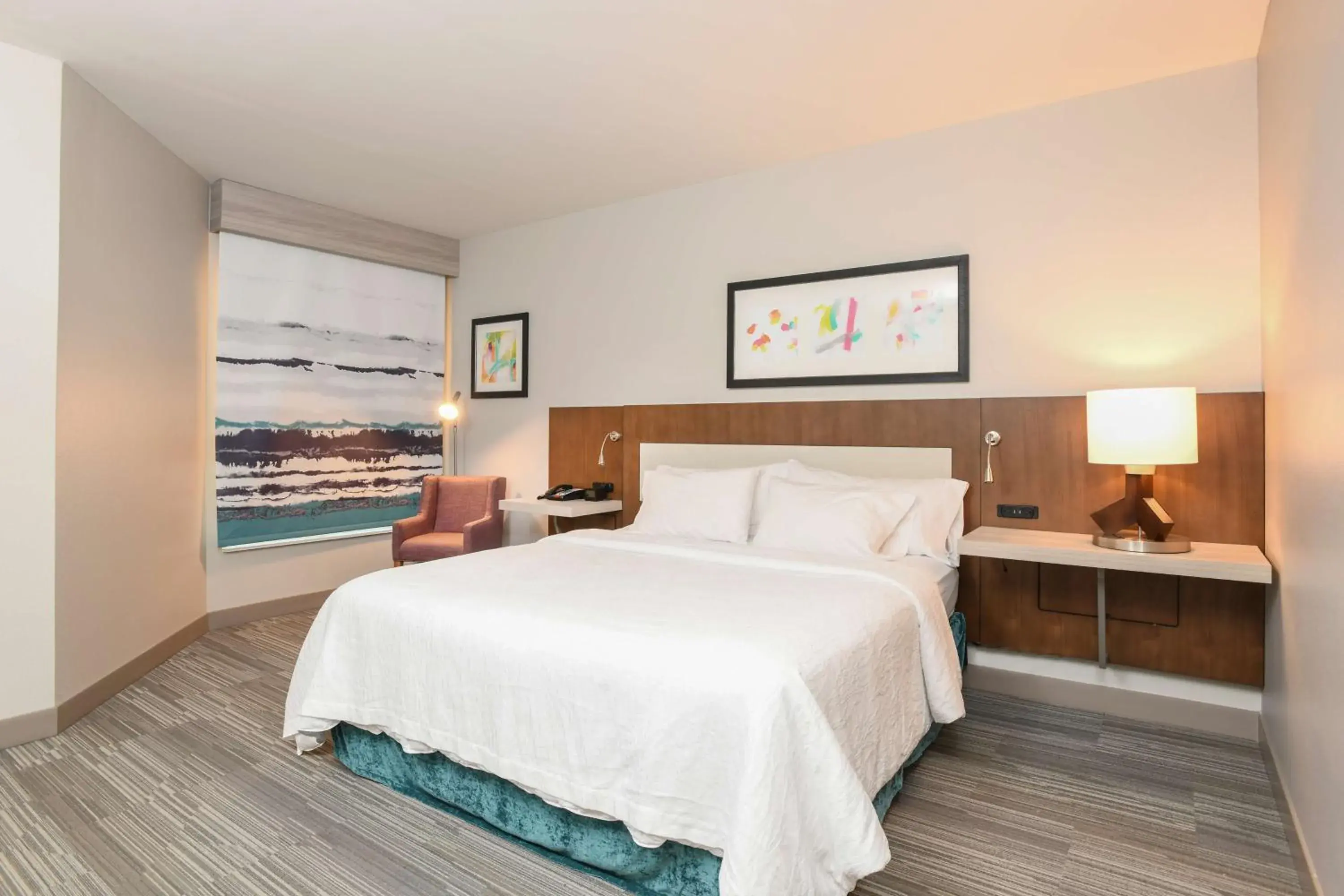 Bed in Hilton Garden Inn Cincinnati Midtown Bed in Hilton Garden Inn Cincinnati Midtown