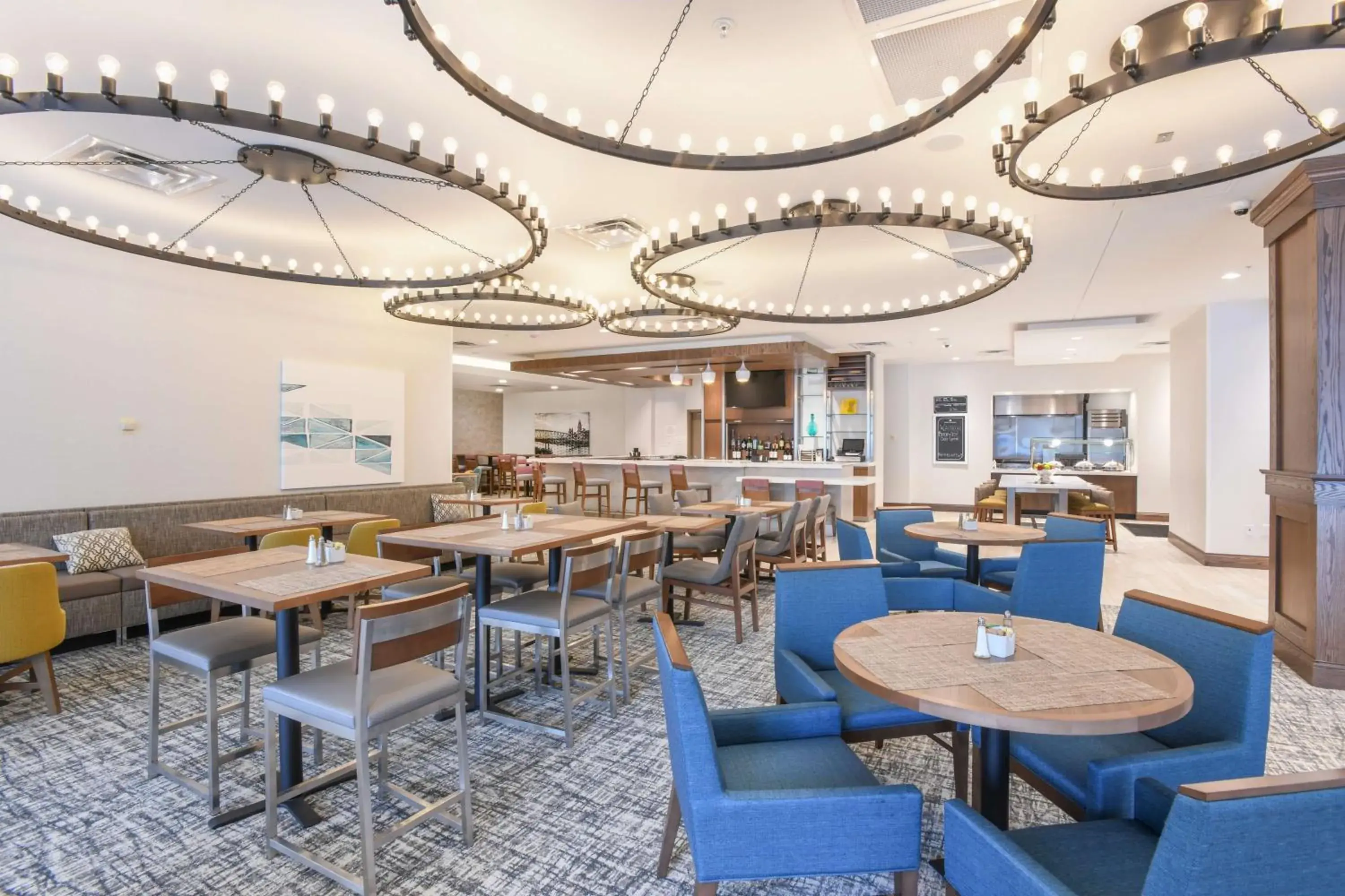 Restaurant/places to eat in Hilton Garden Inn Cincinnati Midtown Restaurant/places to eat in Hilton Garden Inn Cincinnati Midtown