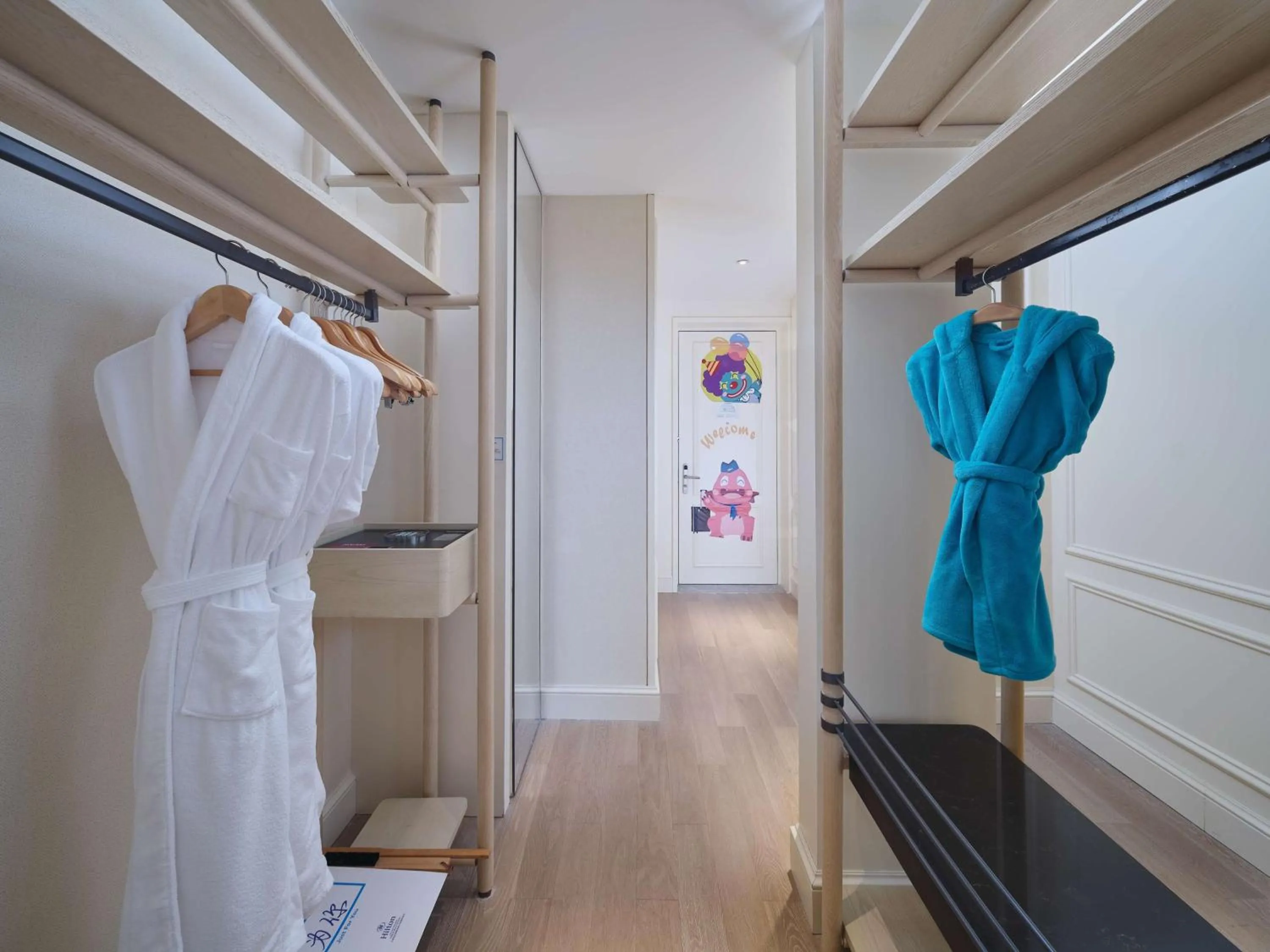 Photo of the whole room in Hilton Dalian Golden Pebble Beach Resort