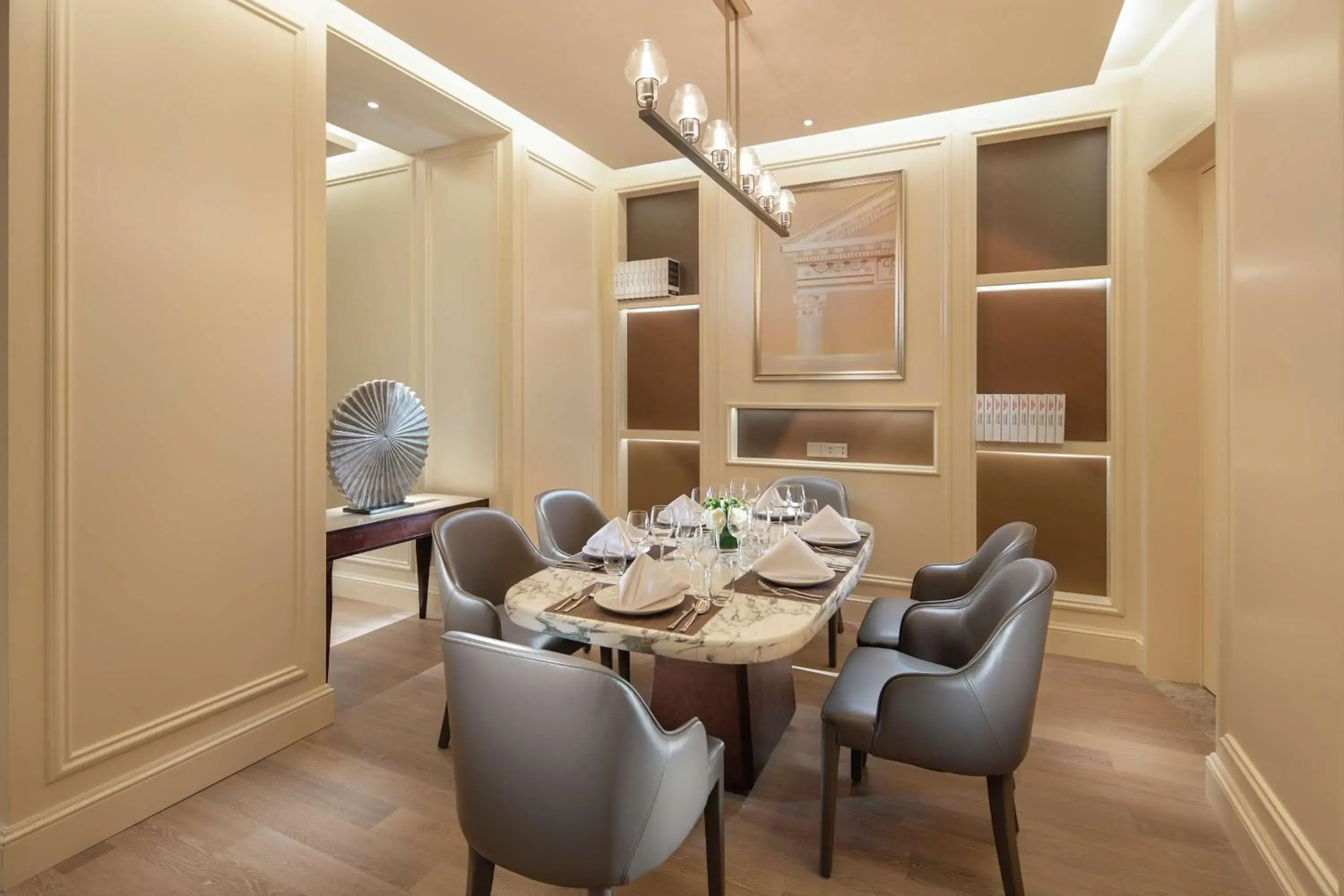 Restaurant/places to eat in Hilton Dalian Golden Pebble Beach Resort Restaurant/places to eat in Hilton Dalian Golden Pebble Beach Resort