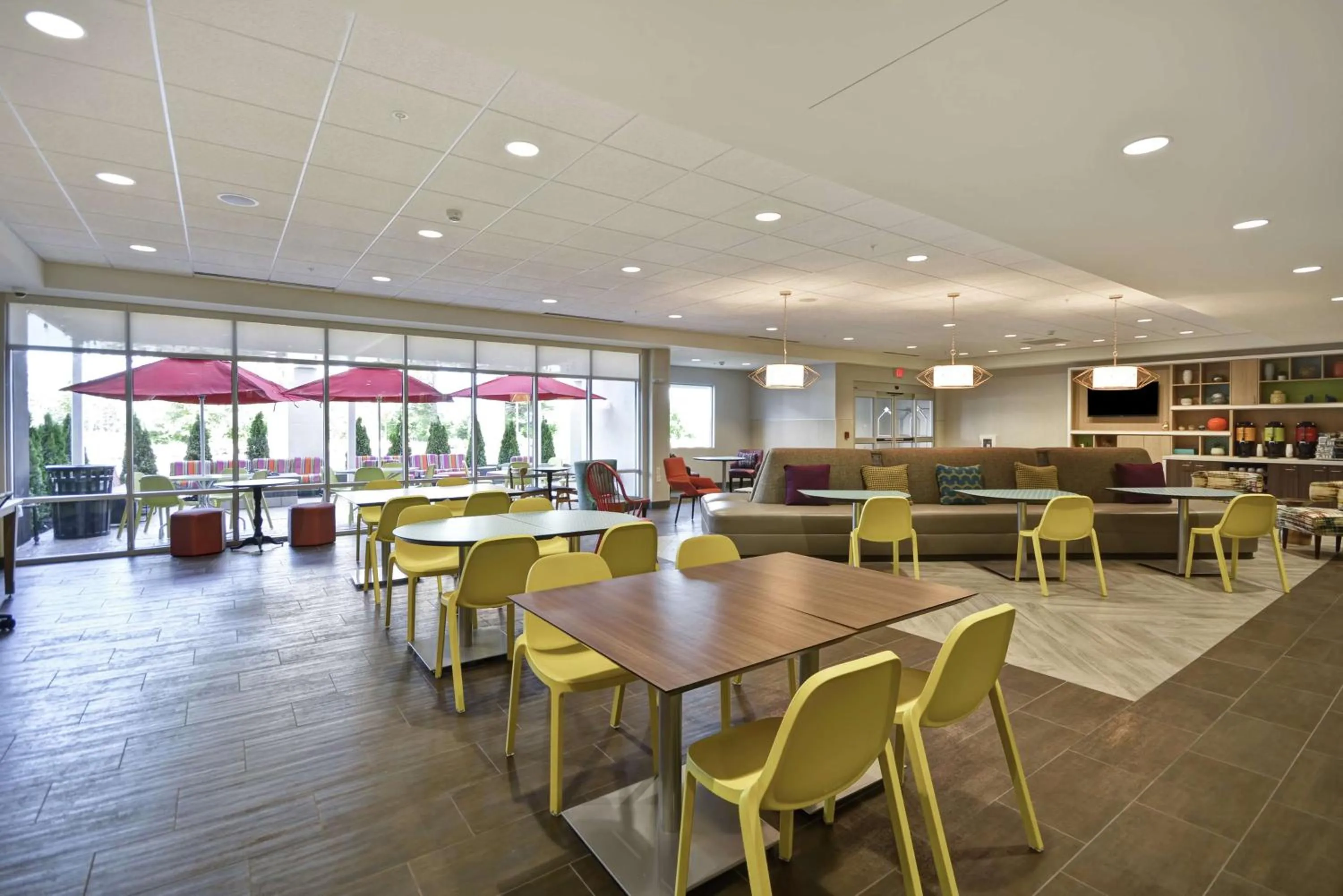 Lobby or reception in Home2 Suites by Hilton Queensbury Lake George