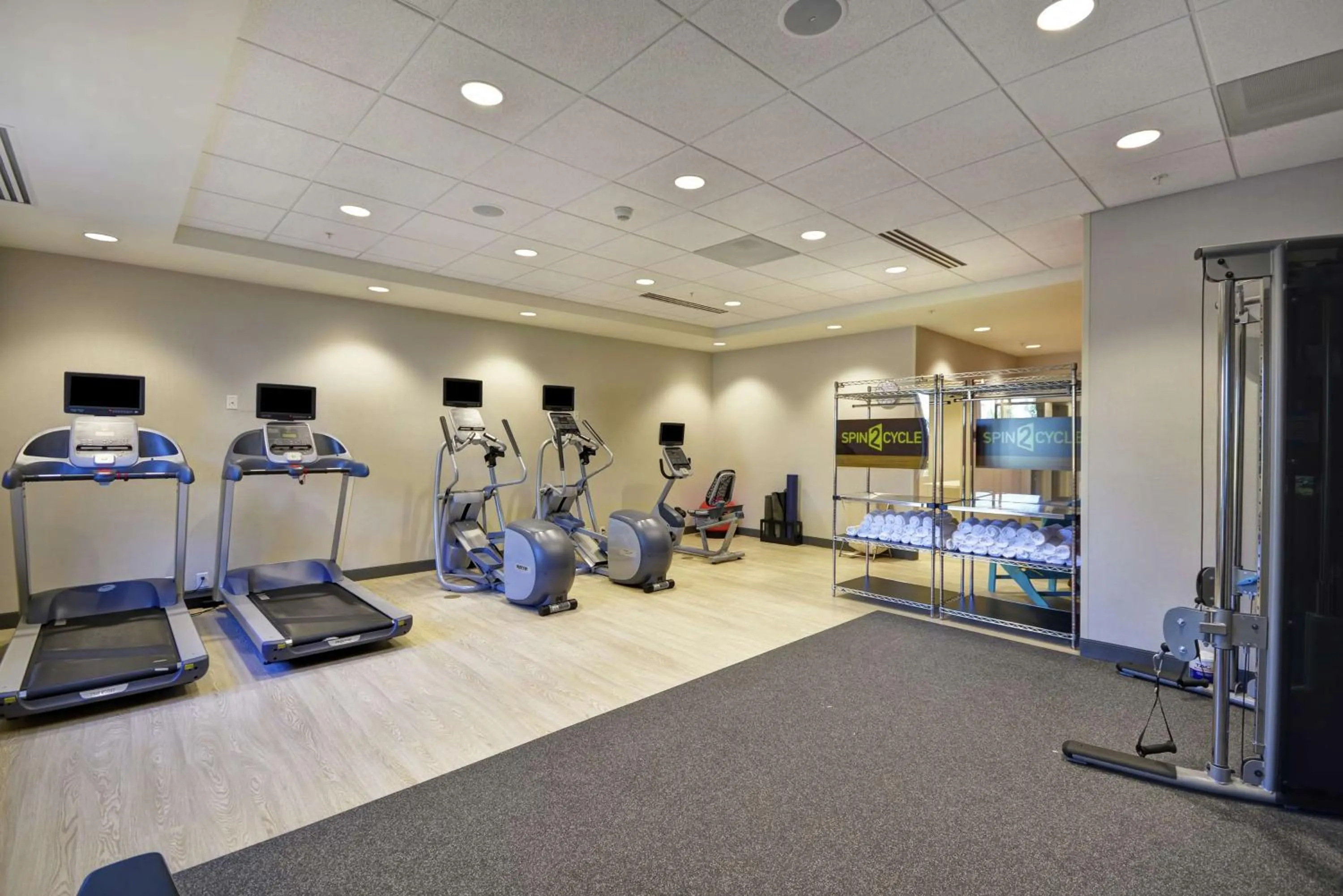 Fitness centre/facilities in Home2 Suites by Hilton Queensbury Lake George