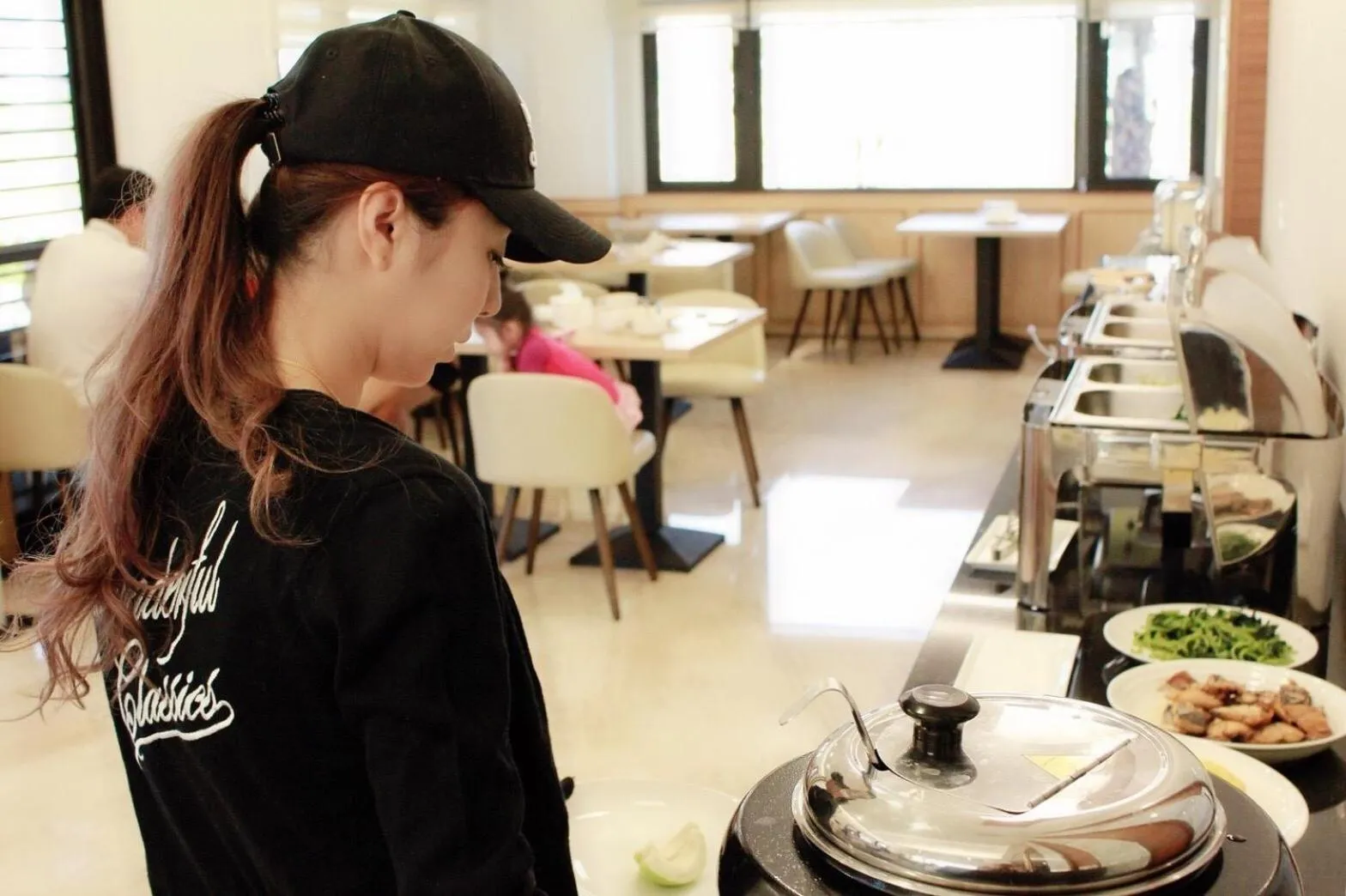 Breakfast in Urban Oasis Inn