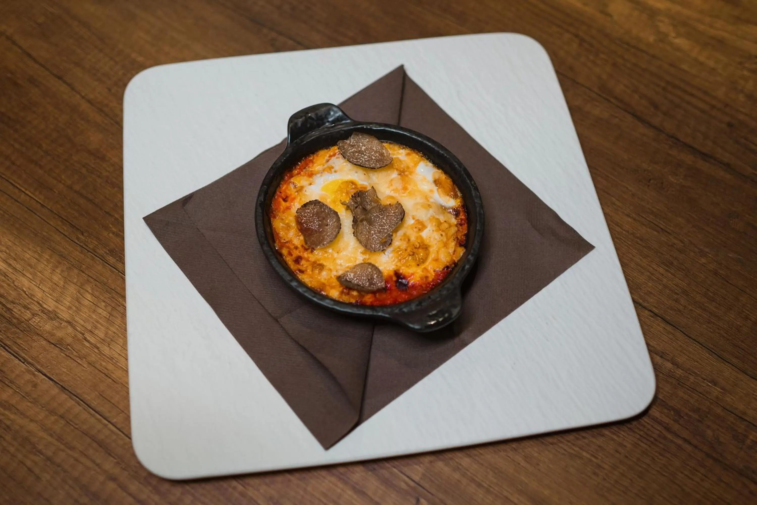 Food and drinks in Bhotel