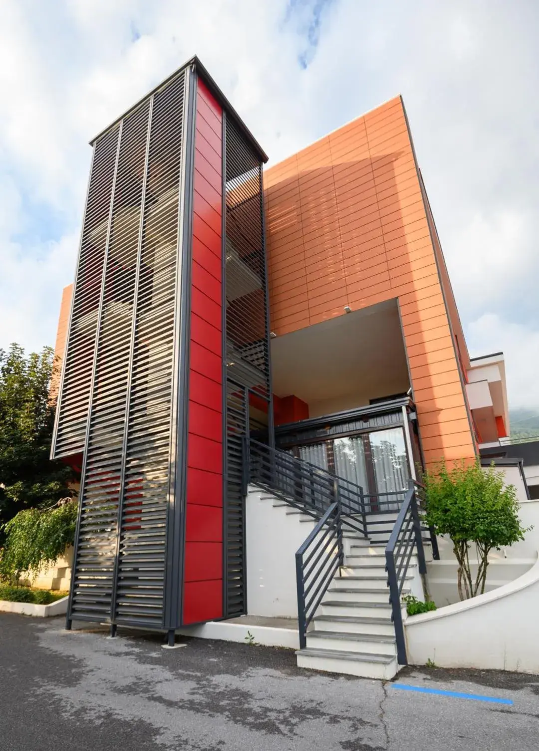 Property building in Bhotel Property building in Bhotel