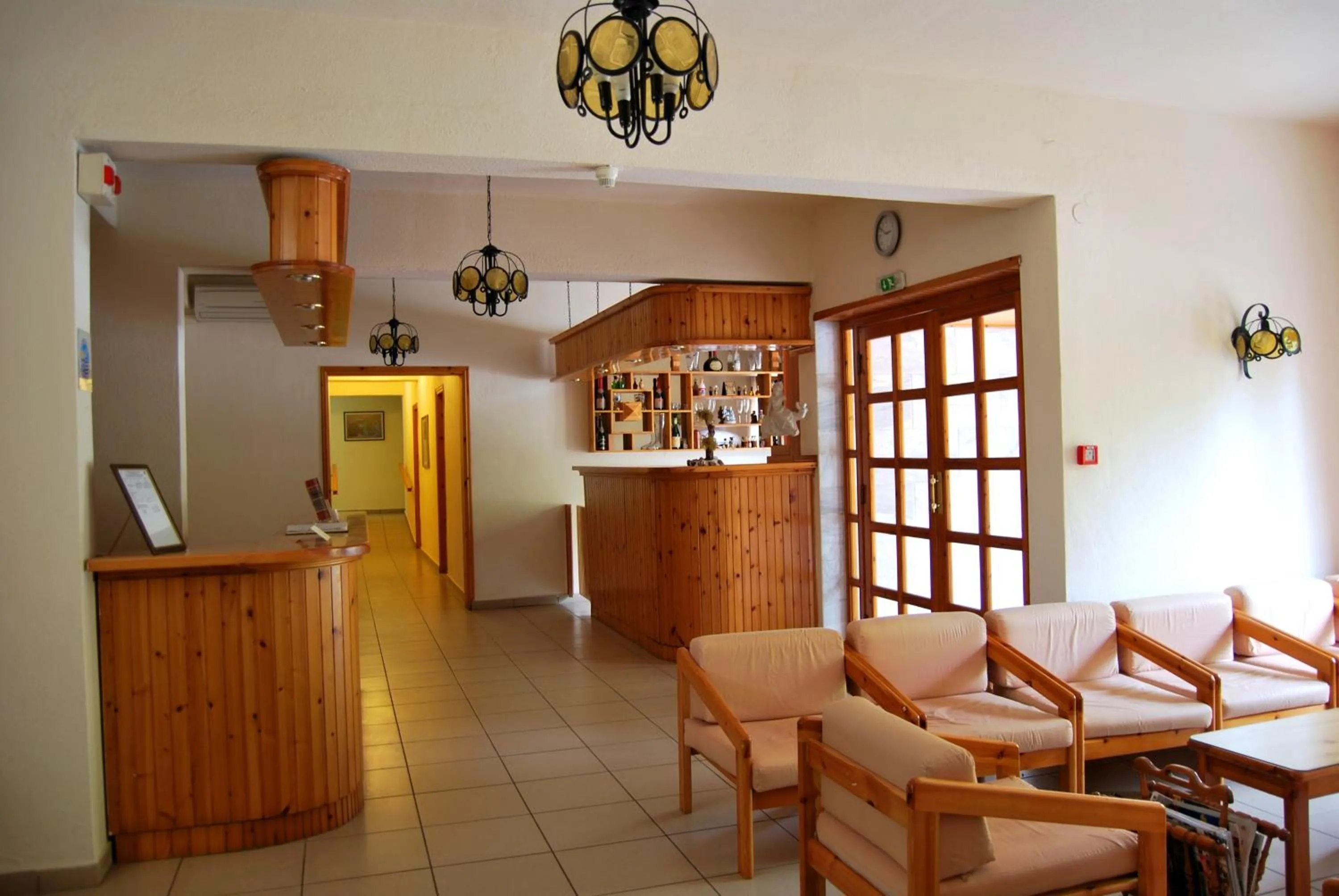 Lounge or bar in Yannis Hotel