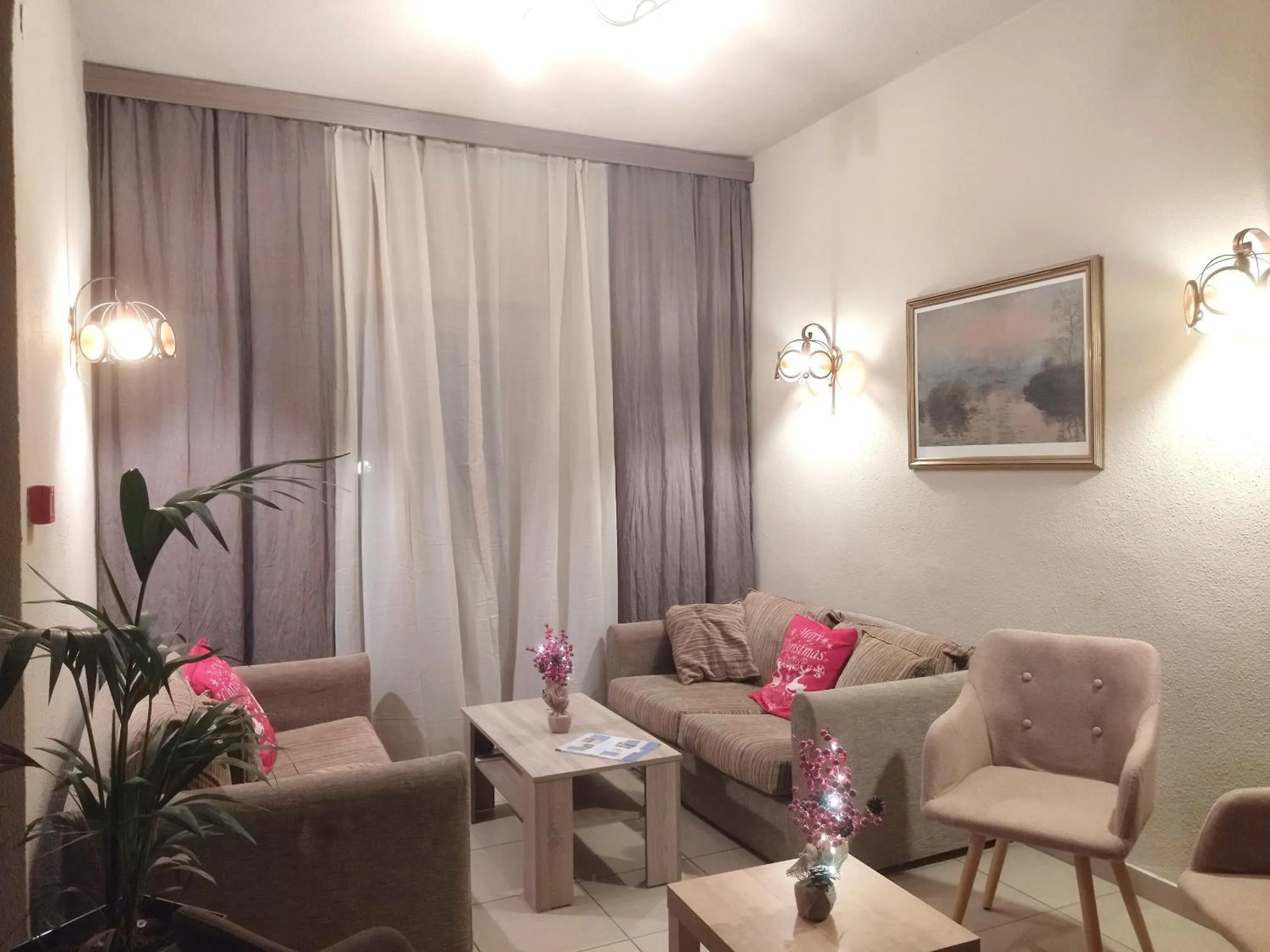 Living room in Yannis Hotel