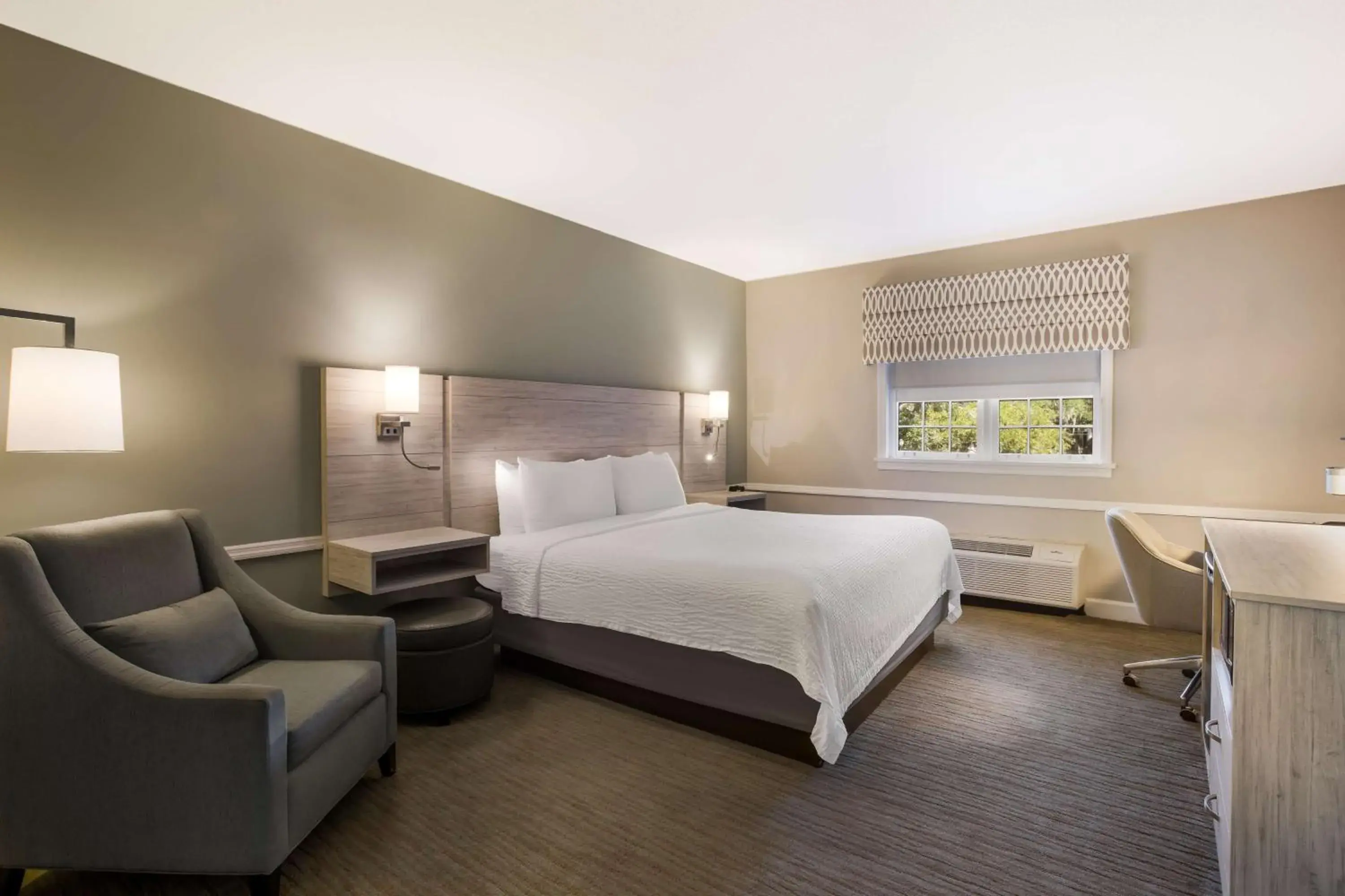 Bedroom, Bed in Best Western Sea Island Inn Bedroom, Bed in Best Western Sea Island Inn