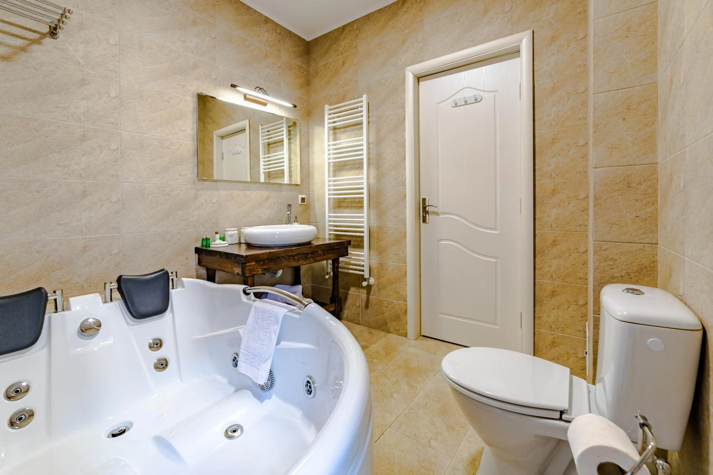 Bath in Yael Luxury Apartments 2