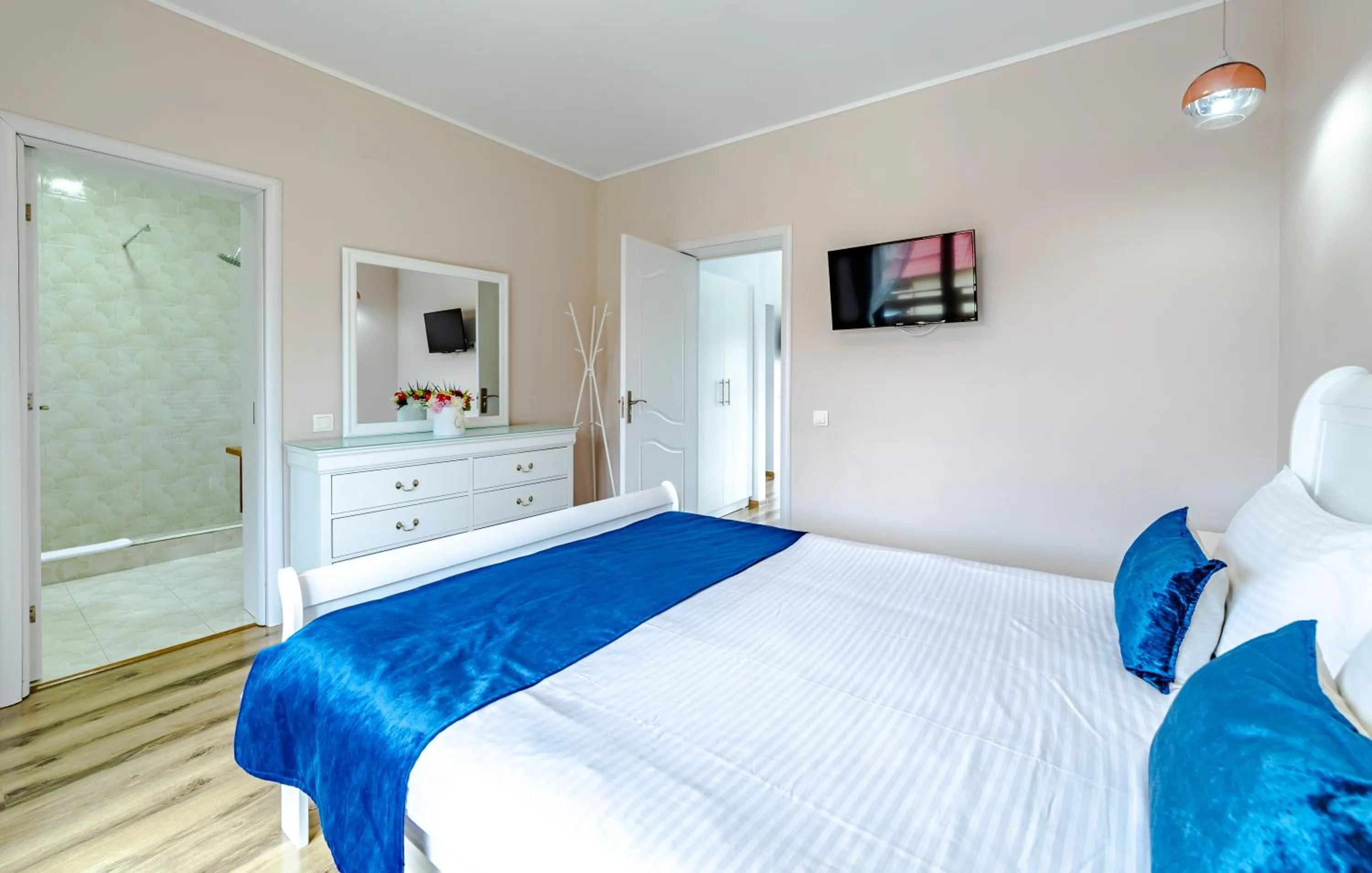 Bedroom, Bed in Yael Luxury Apartments 2