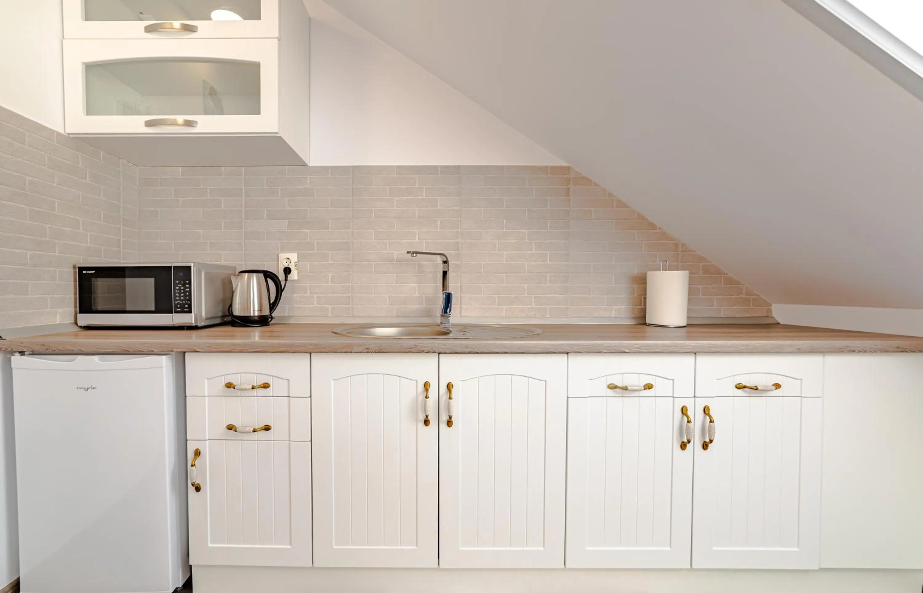 Kitchen or kitchenette in Yael Luxury Apartments 2