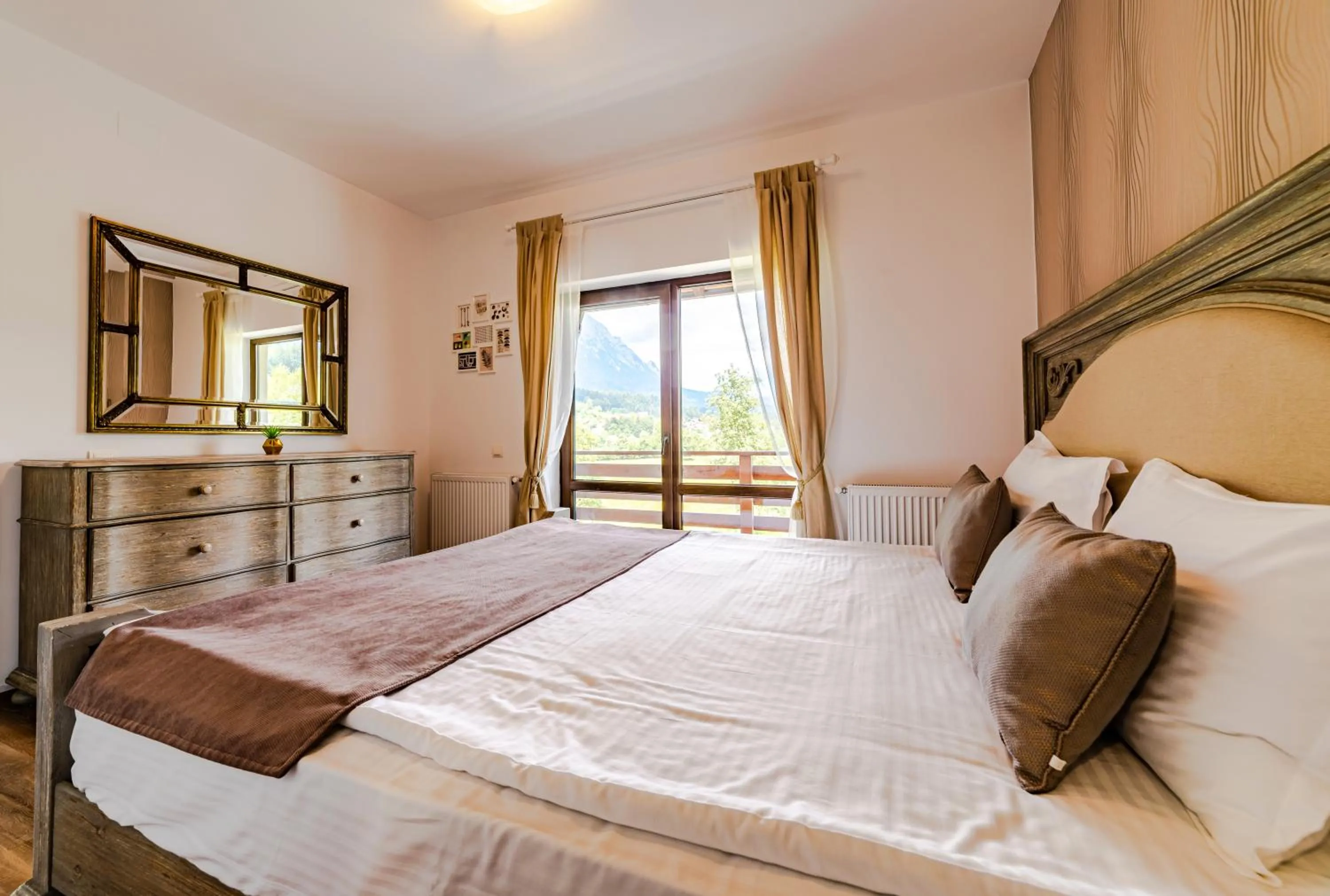 Bed in Yael Luxury Apartments 2