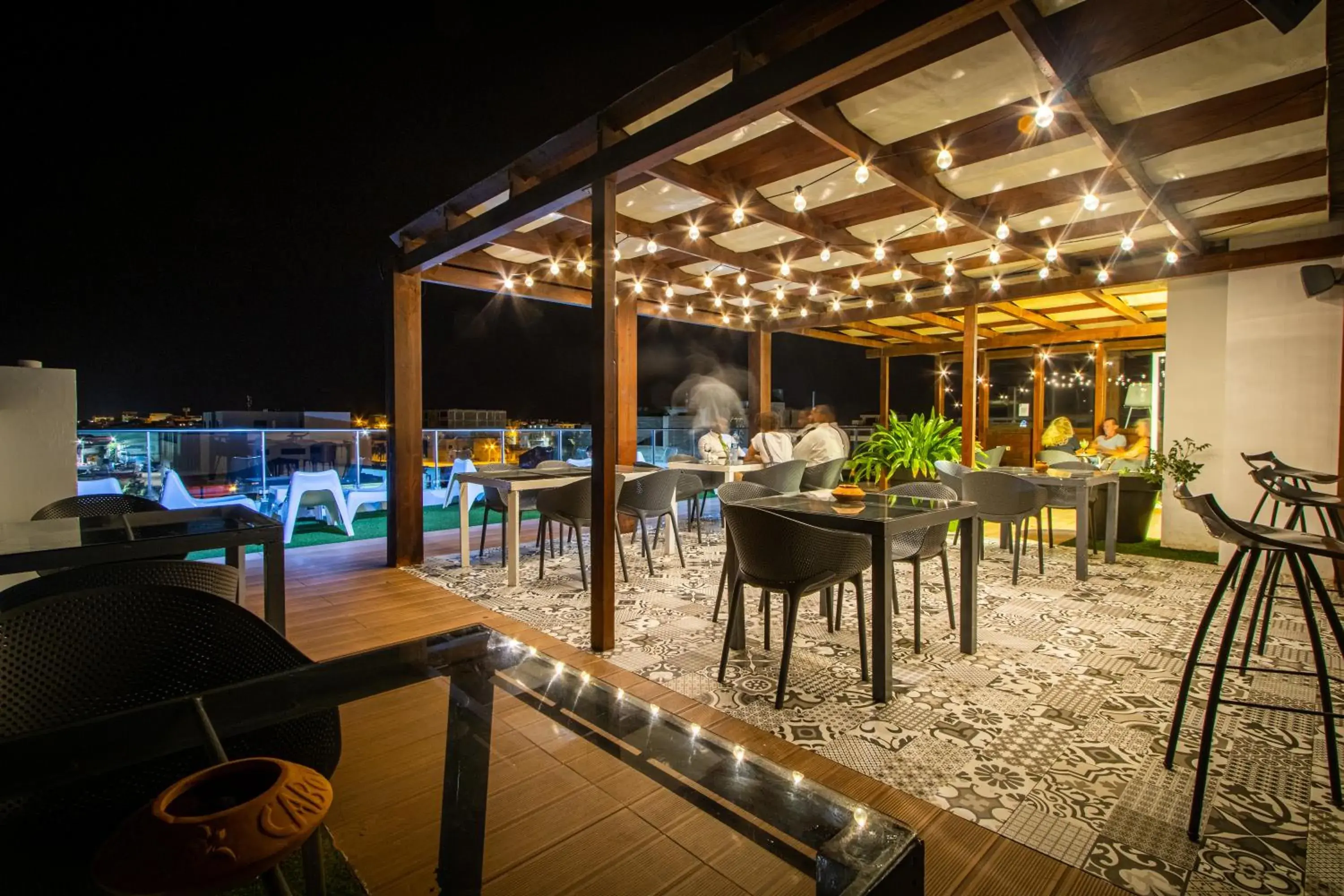 Restaurant/places to eat in Ouril Hotel Agueda Restaurant/places to eat in Ouril Hotel Agueda