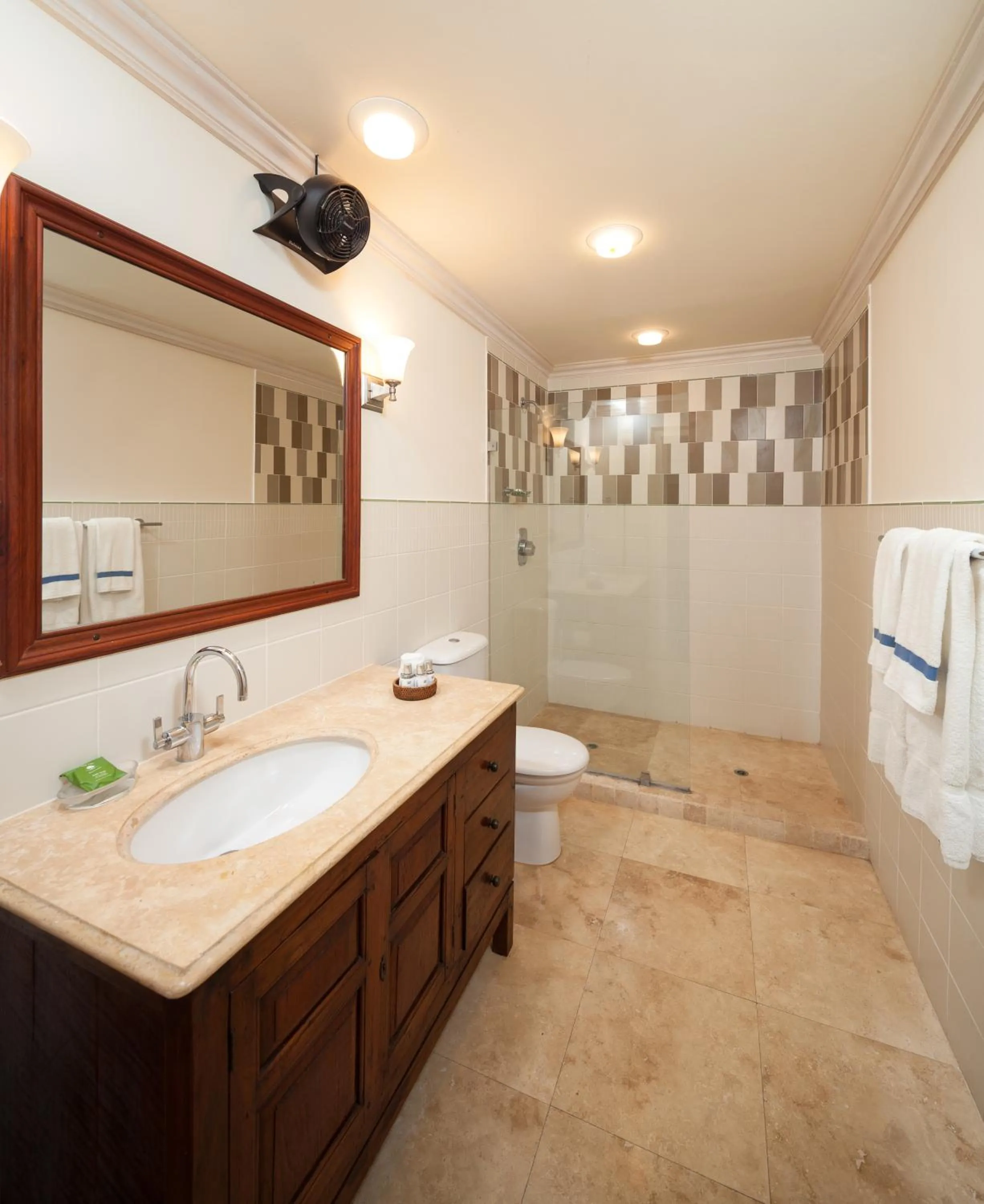 Shower in Little Good Harbour