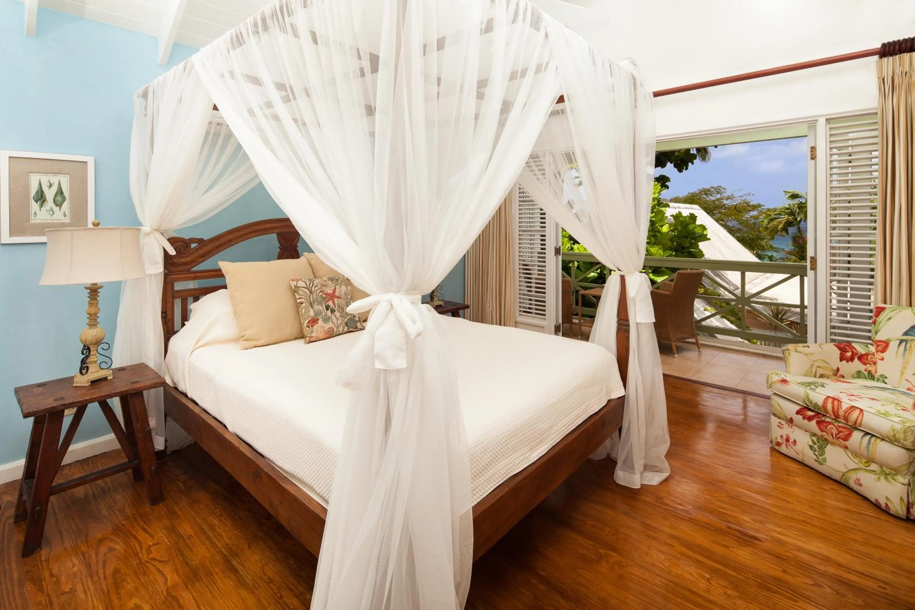 Bed in Little Good Harbour