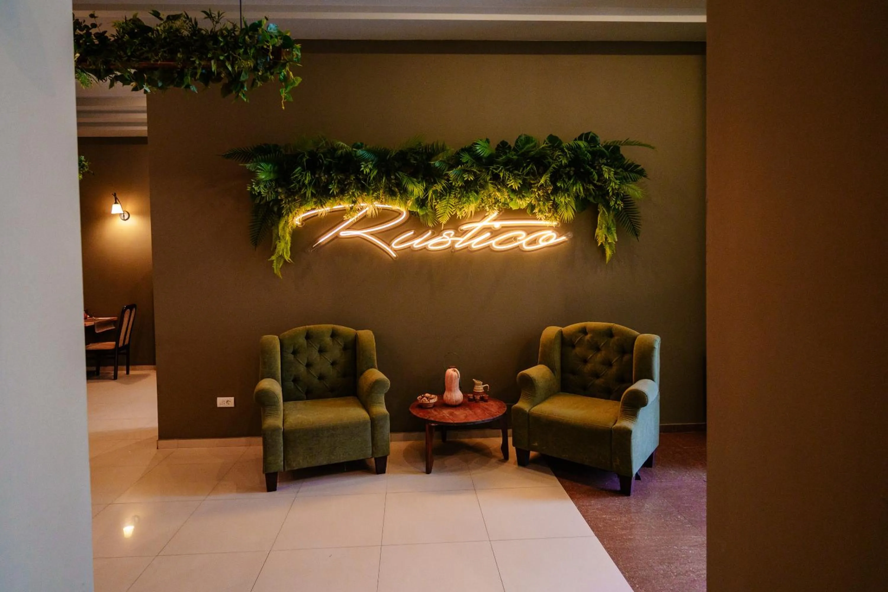 Restaurant/places to eat in Bacolux Diana, Herculane