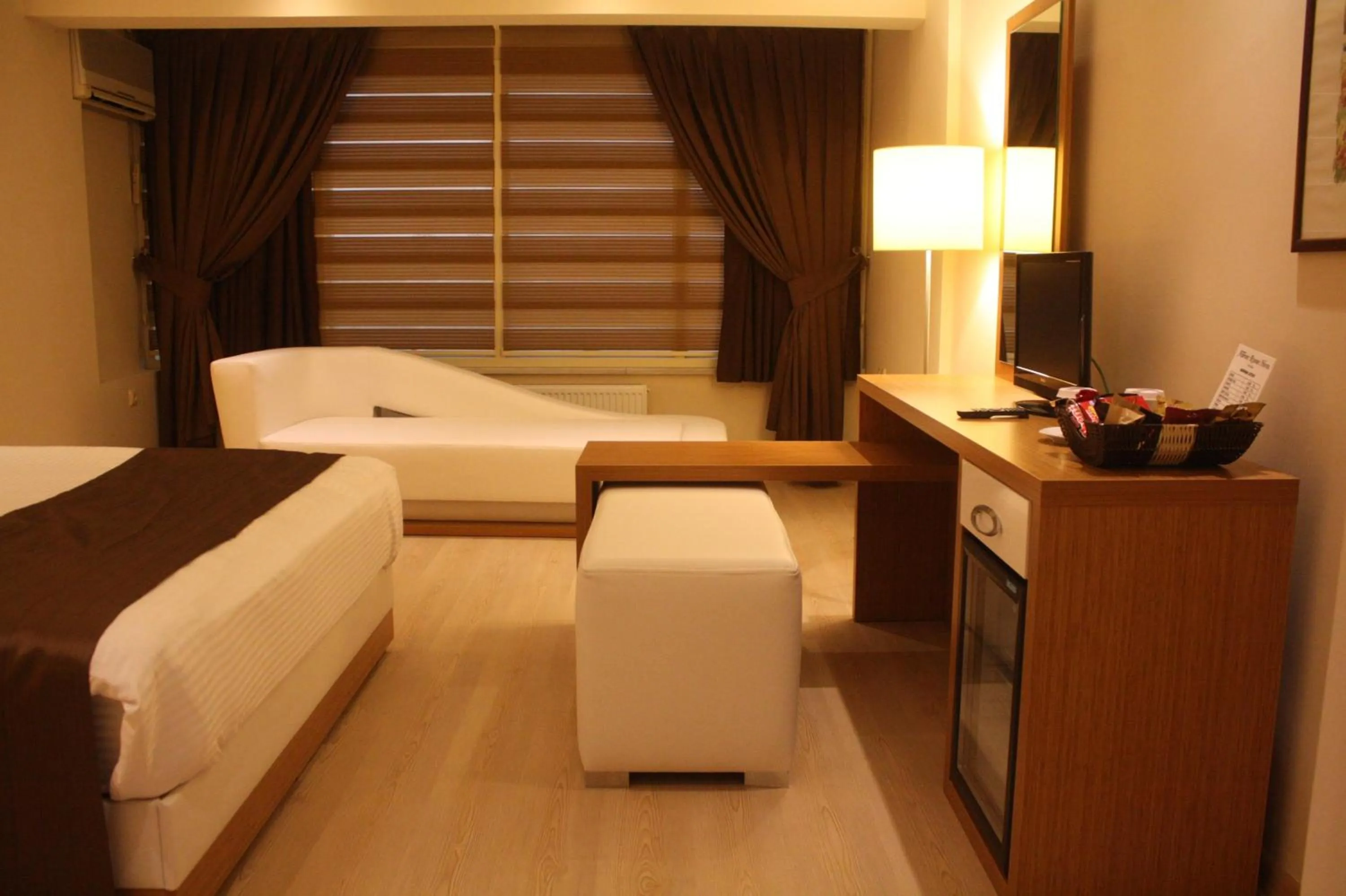 Bedroom, Bed in Samsun Airport Resort Hotel
