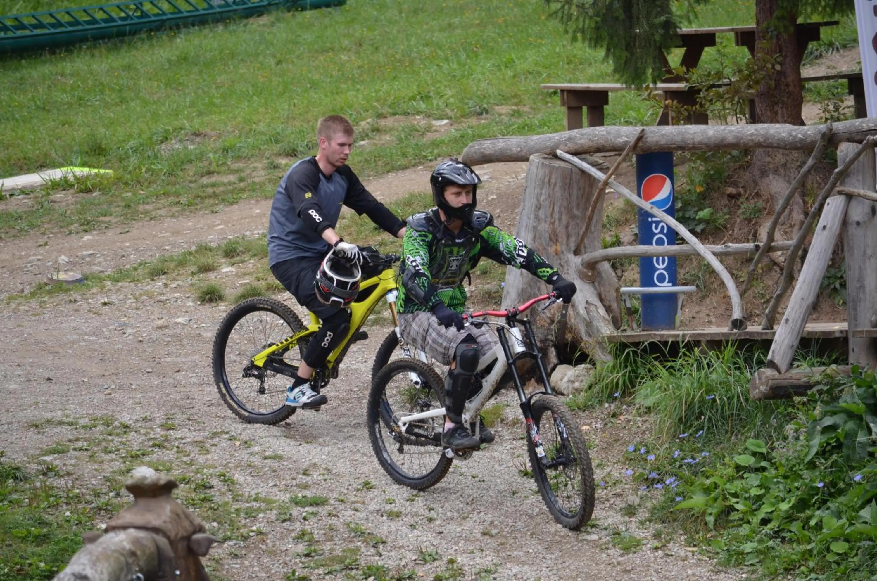 Cycling in Fatrapark Apartments House 2