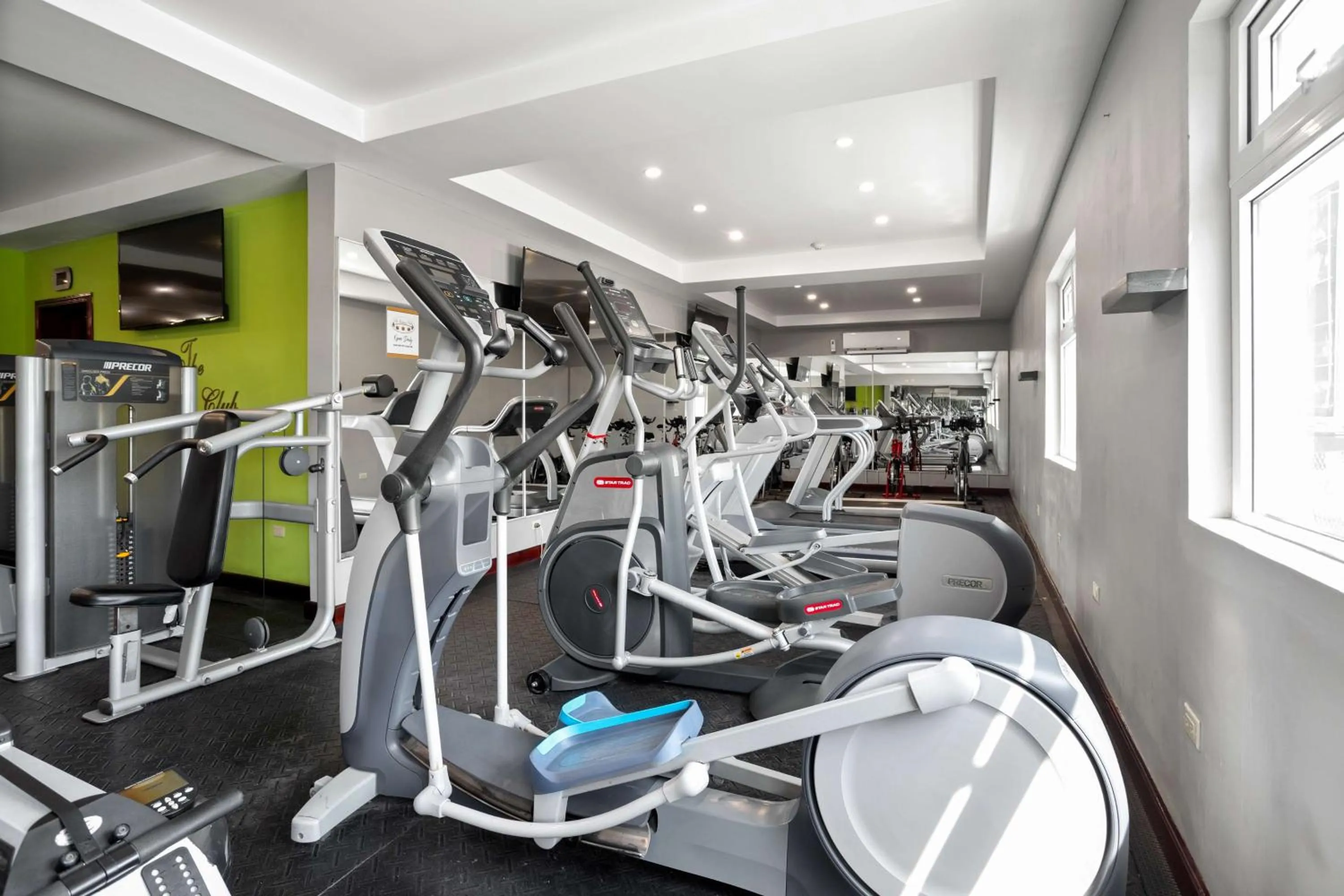 Fitness centre/facilities in Best Western Plus Belize Biltmore Plaza