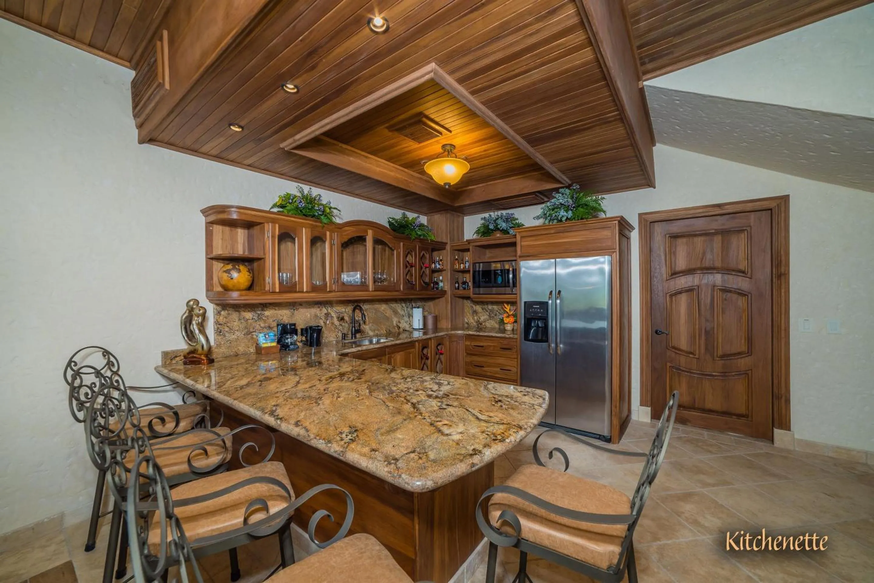 Kitchen or kitchenette in The Springs Resort & Spa at Arenal