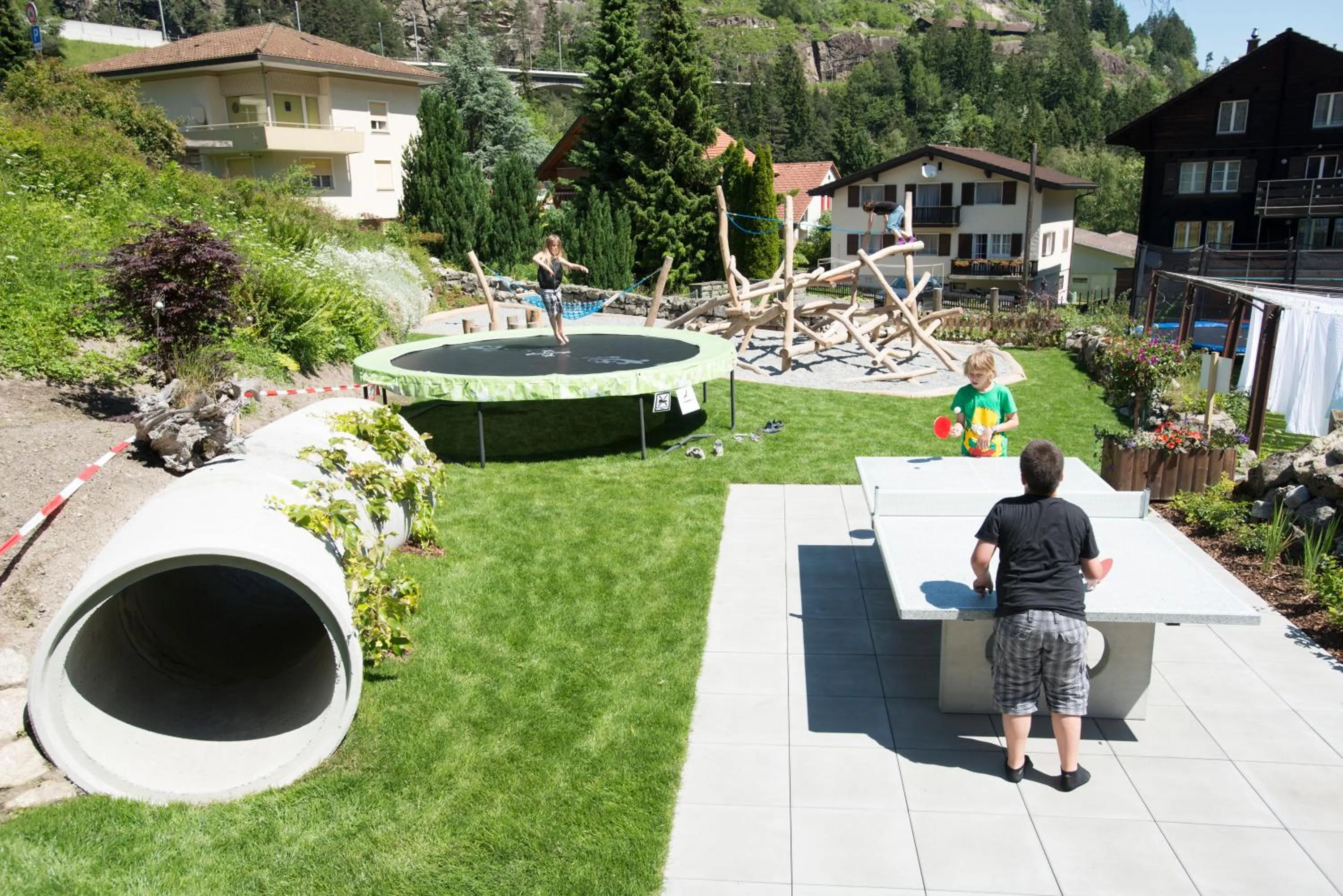 People in Hotel Gerig