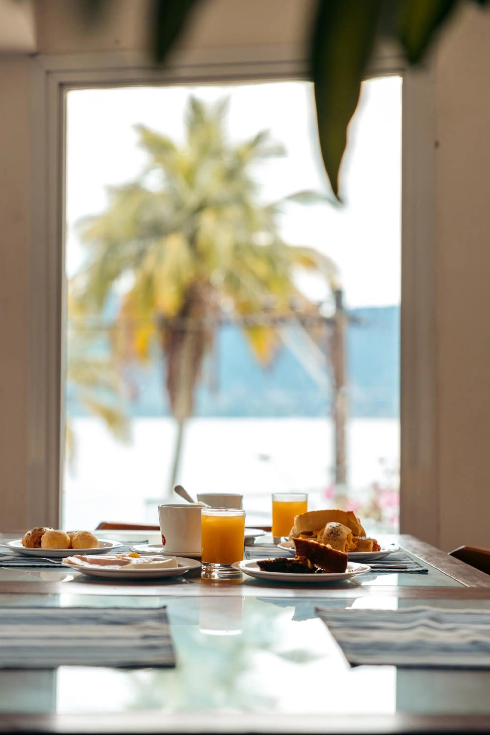 Breakfast in Hotel Mercedes