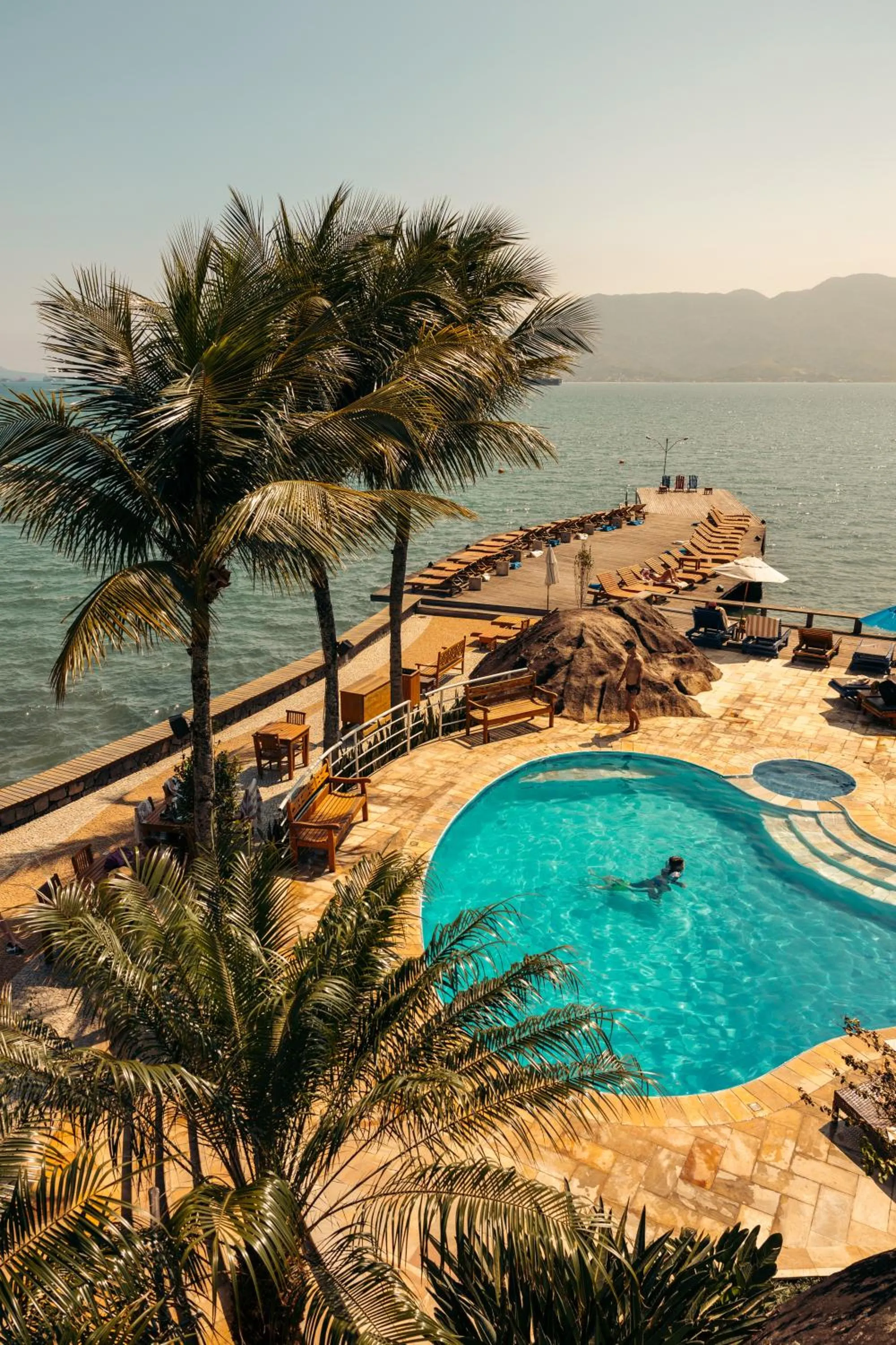 Day in Hotel Mercedes