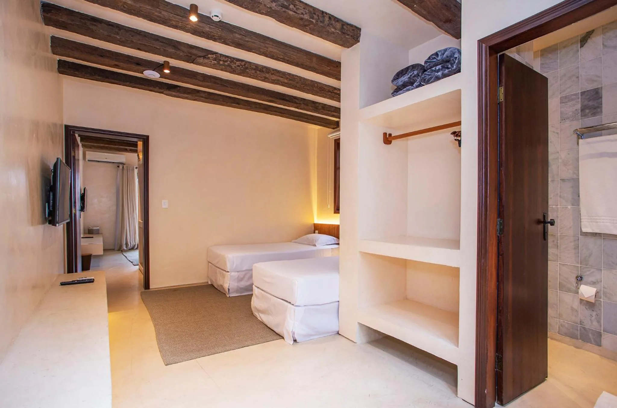 Bed in Hotel Mercedes