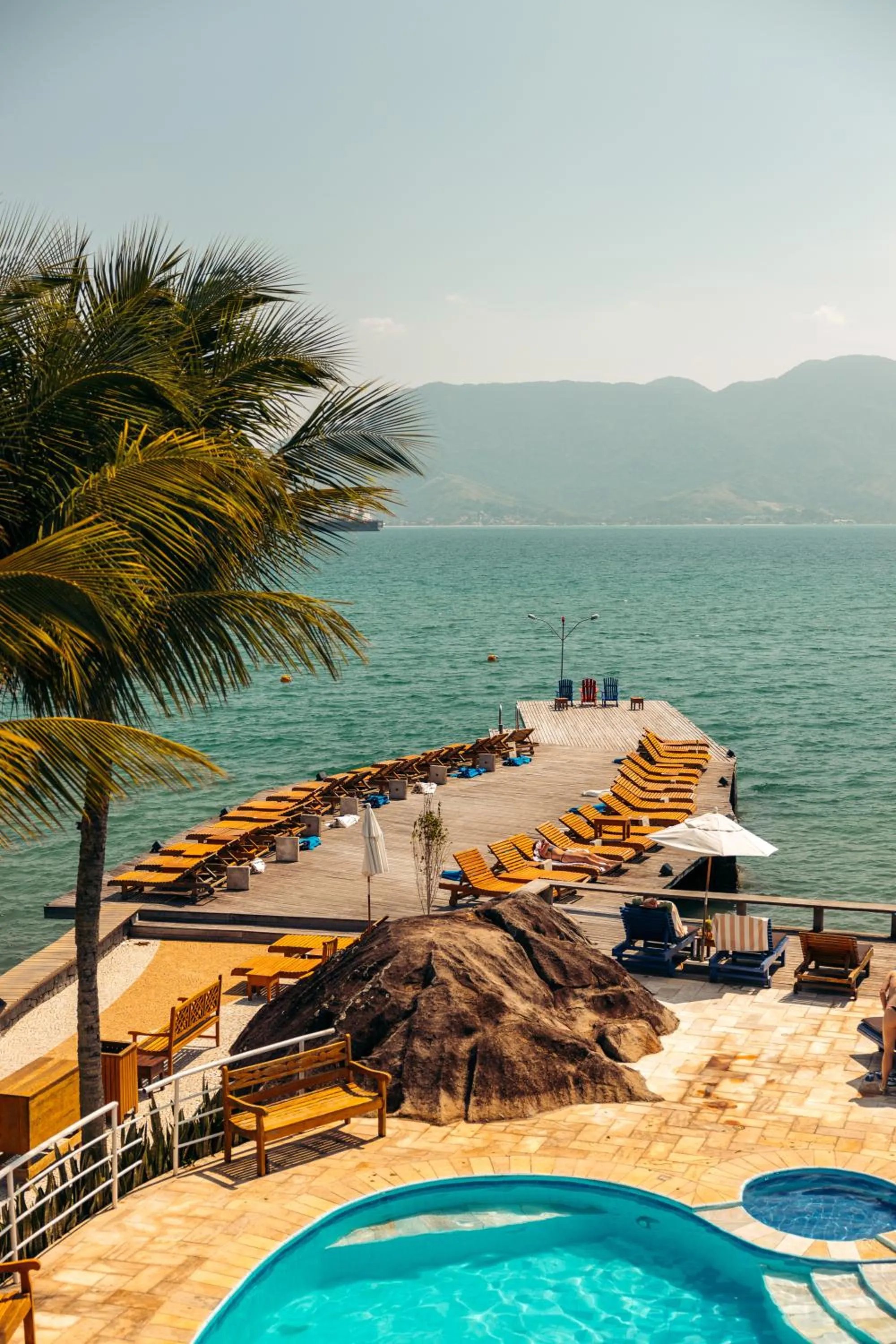 Day in Hotel Mercedes