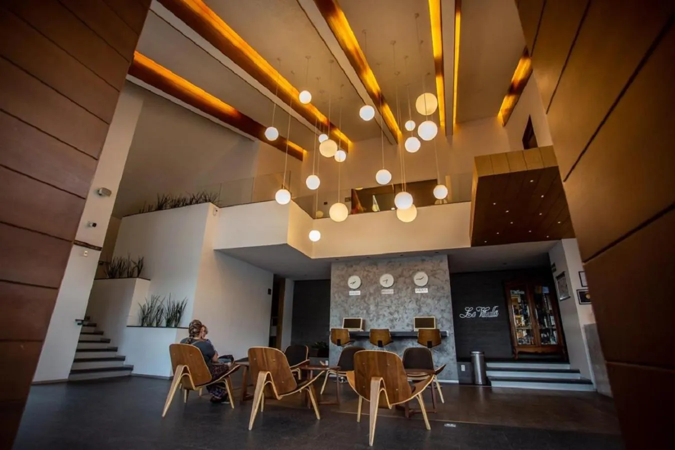 Living room in Hotel Horizon & Convention Center