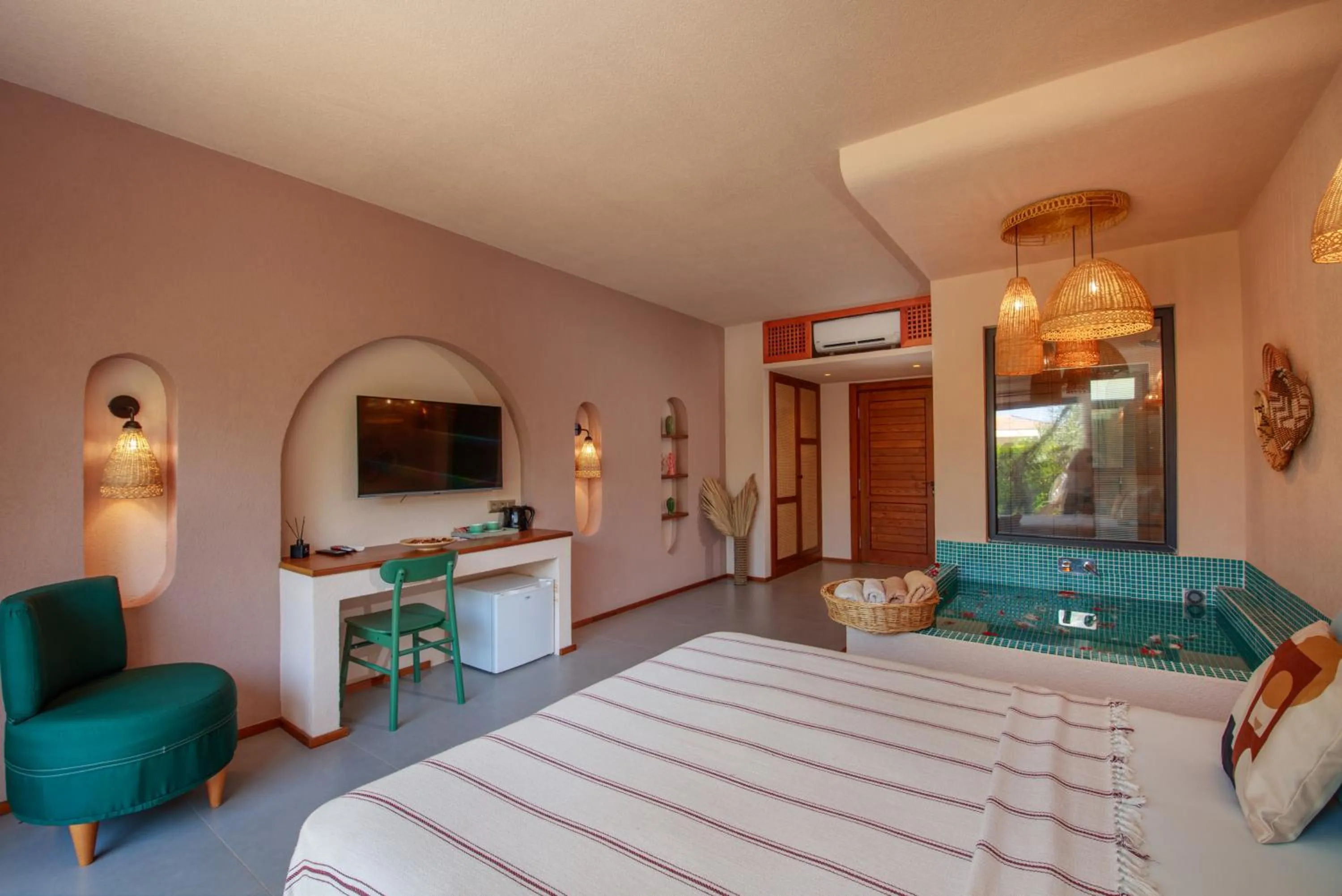 Bed in Z Exclusive Hotel and Villas