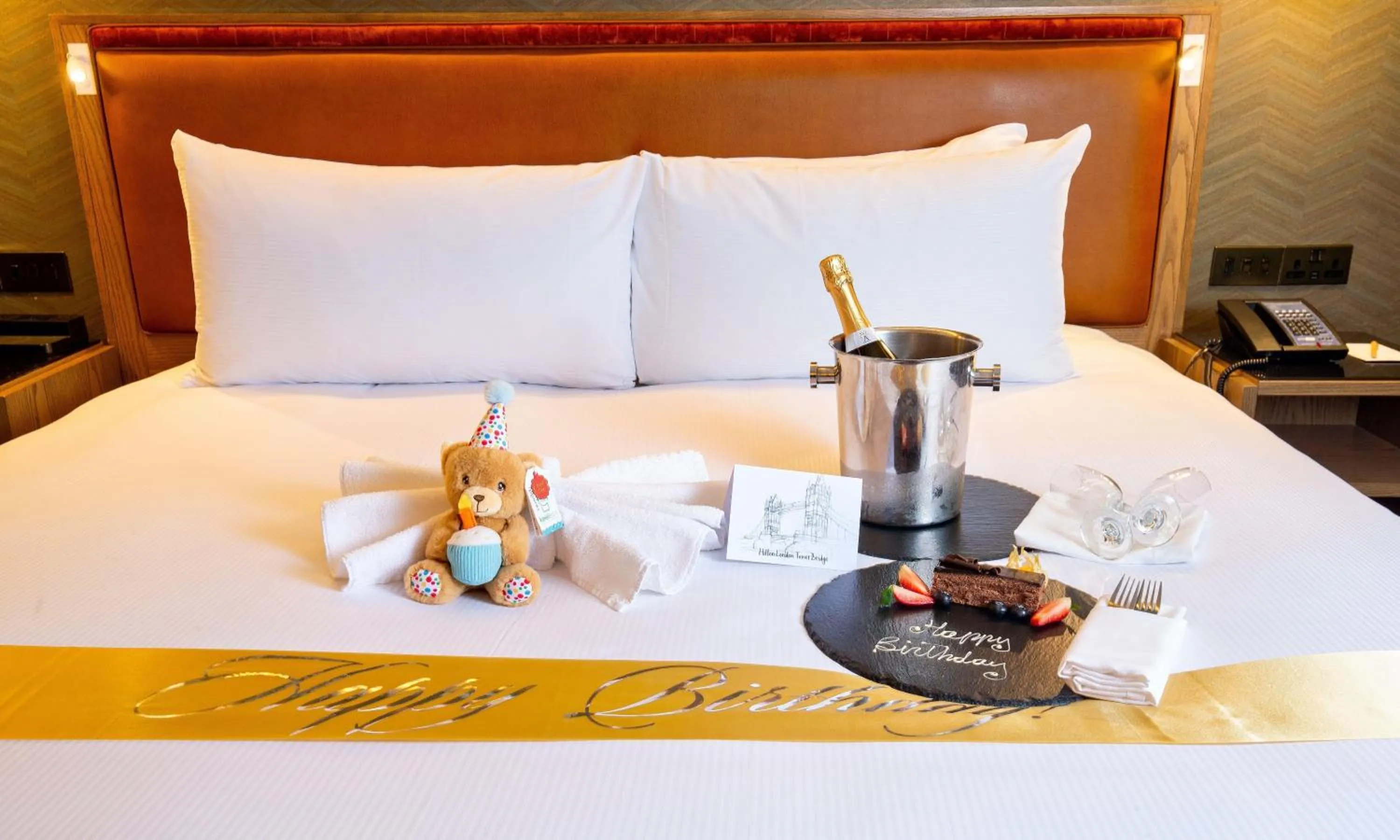 Bed in Hilton London Tower Bridge