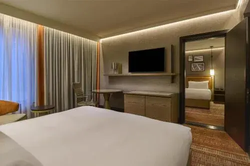 Hilton London Tower Bridge Hilton London Tower Bridge