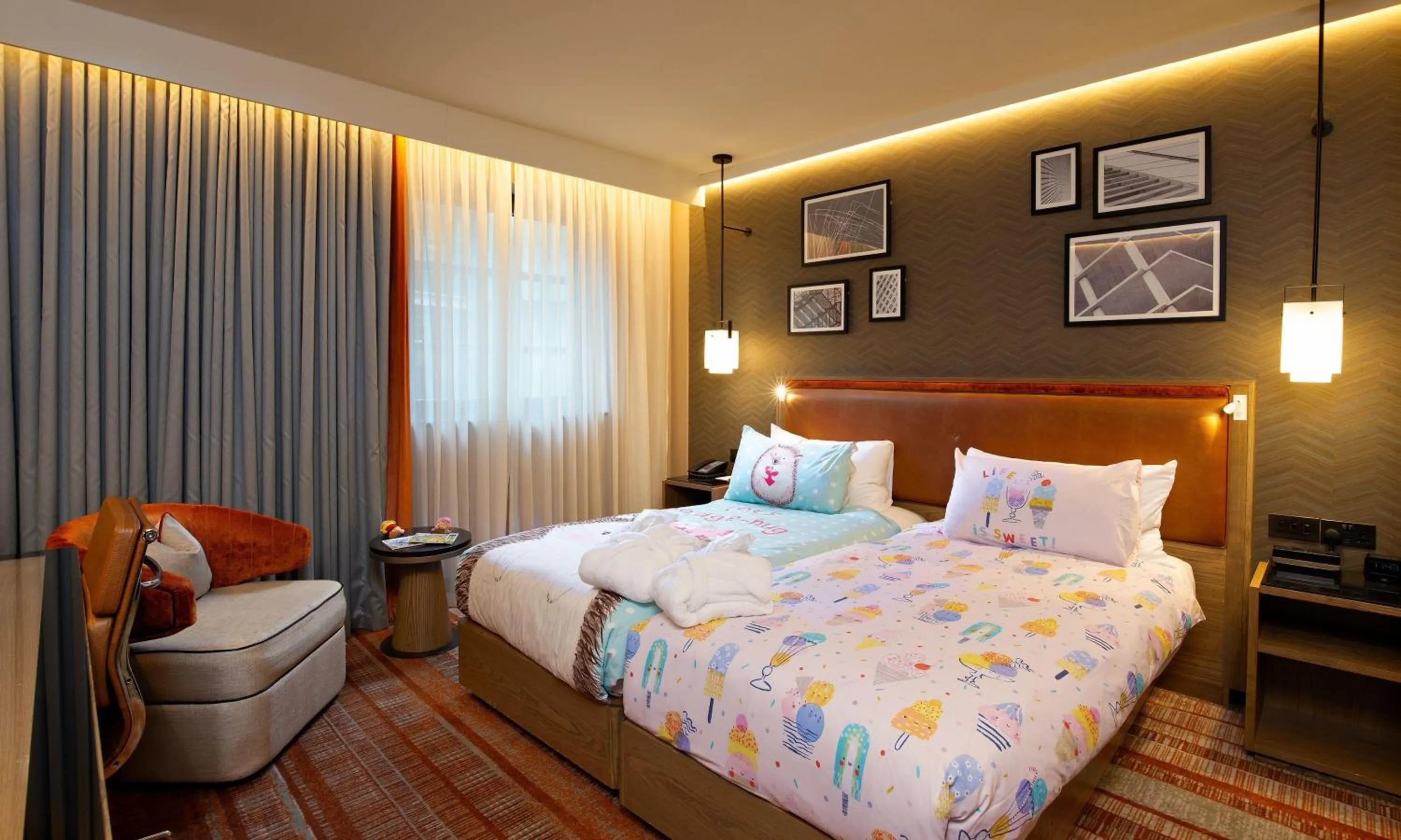 Bed in Hilton London Tower Bridge