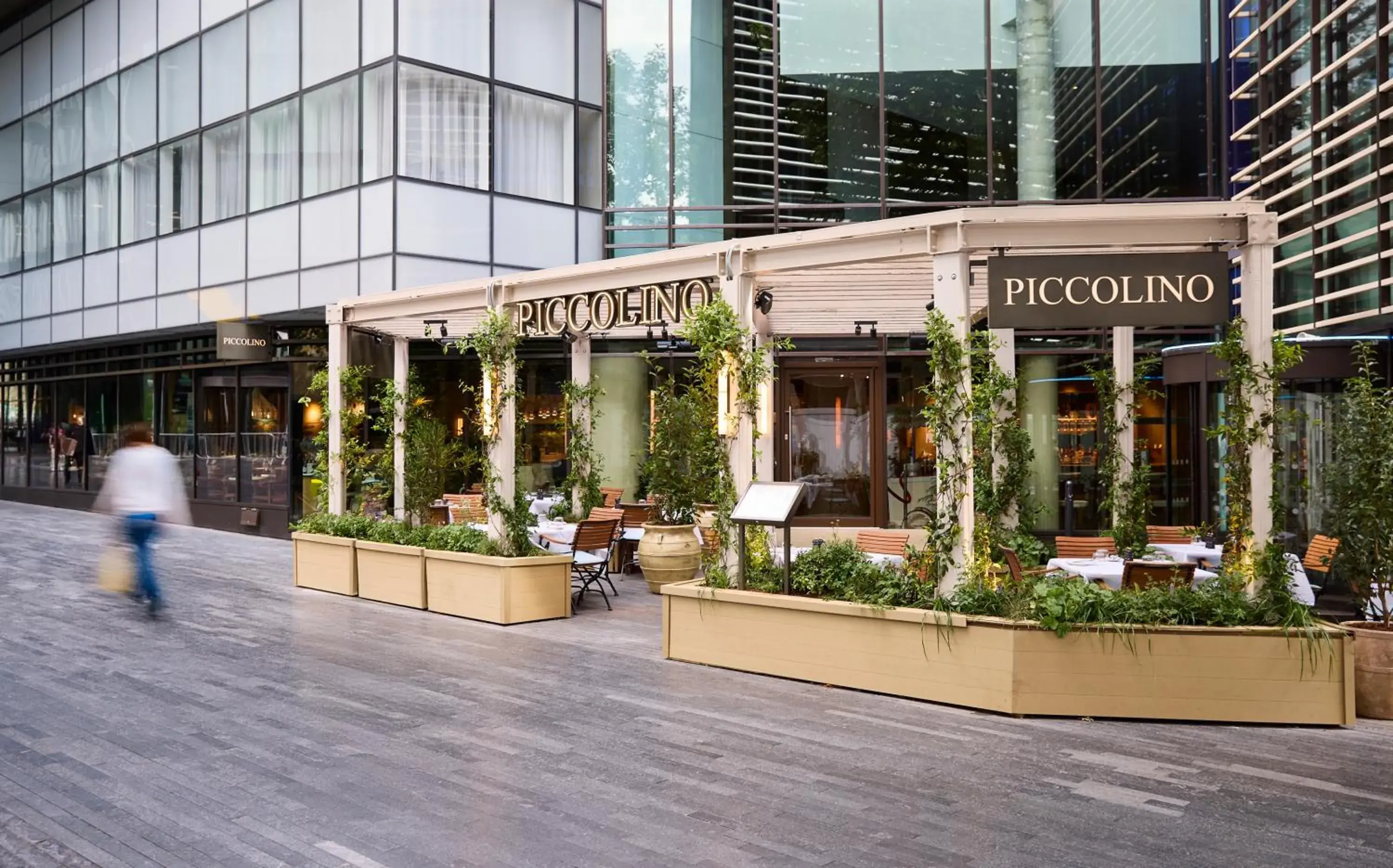 Restaurant/places to eat in Hilton London Tower Bridge Restaurant/places to eat in Hilton London Tower Bridge