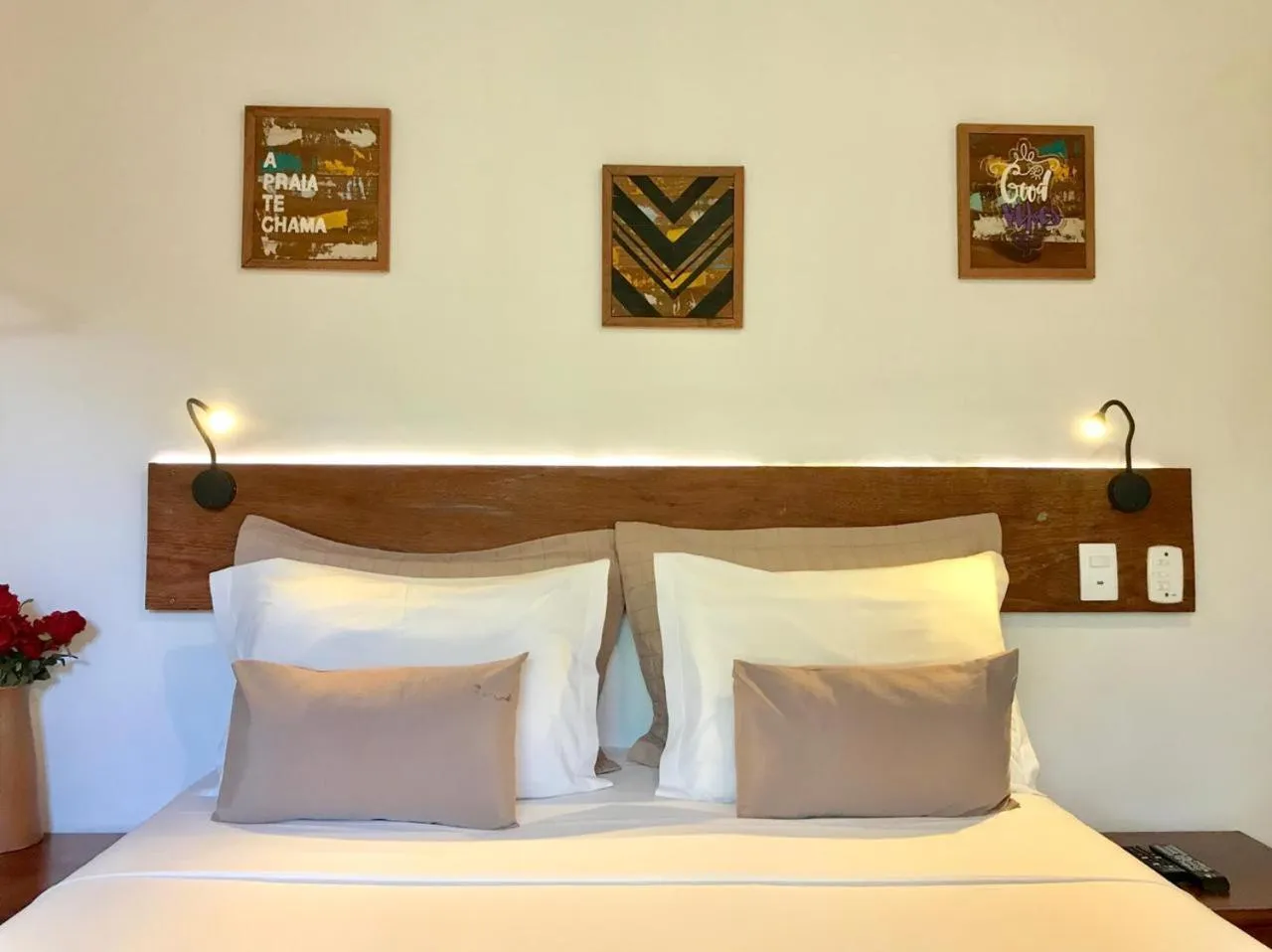 Photo of the whole room, Bed in Pousada Abaré