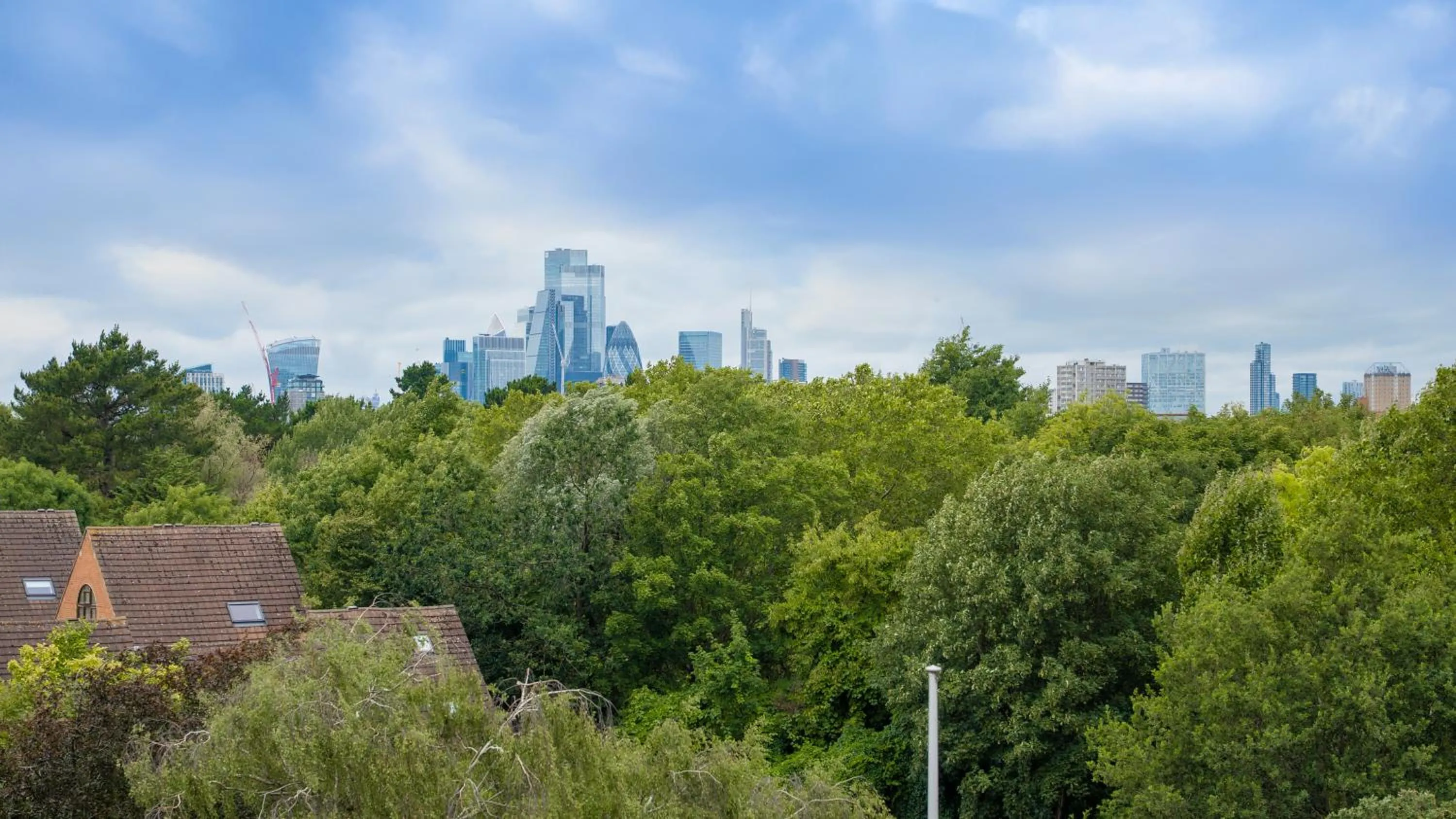 Day in a&o London Docklands Riverside
