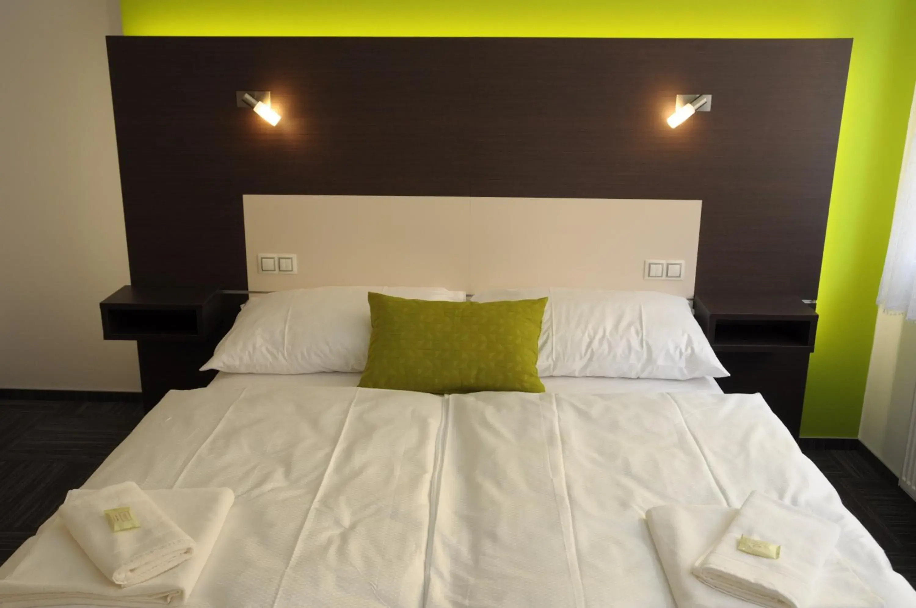 Twin Room - single occupancy in Hotel Kaskada Twin Room - single occupancy in Hotel Kaskada