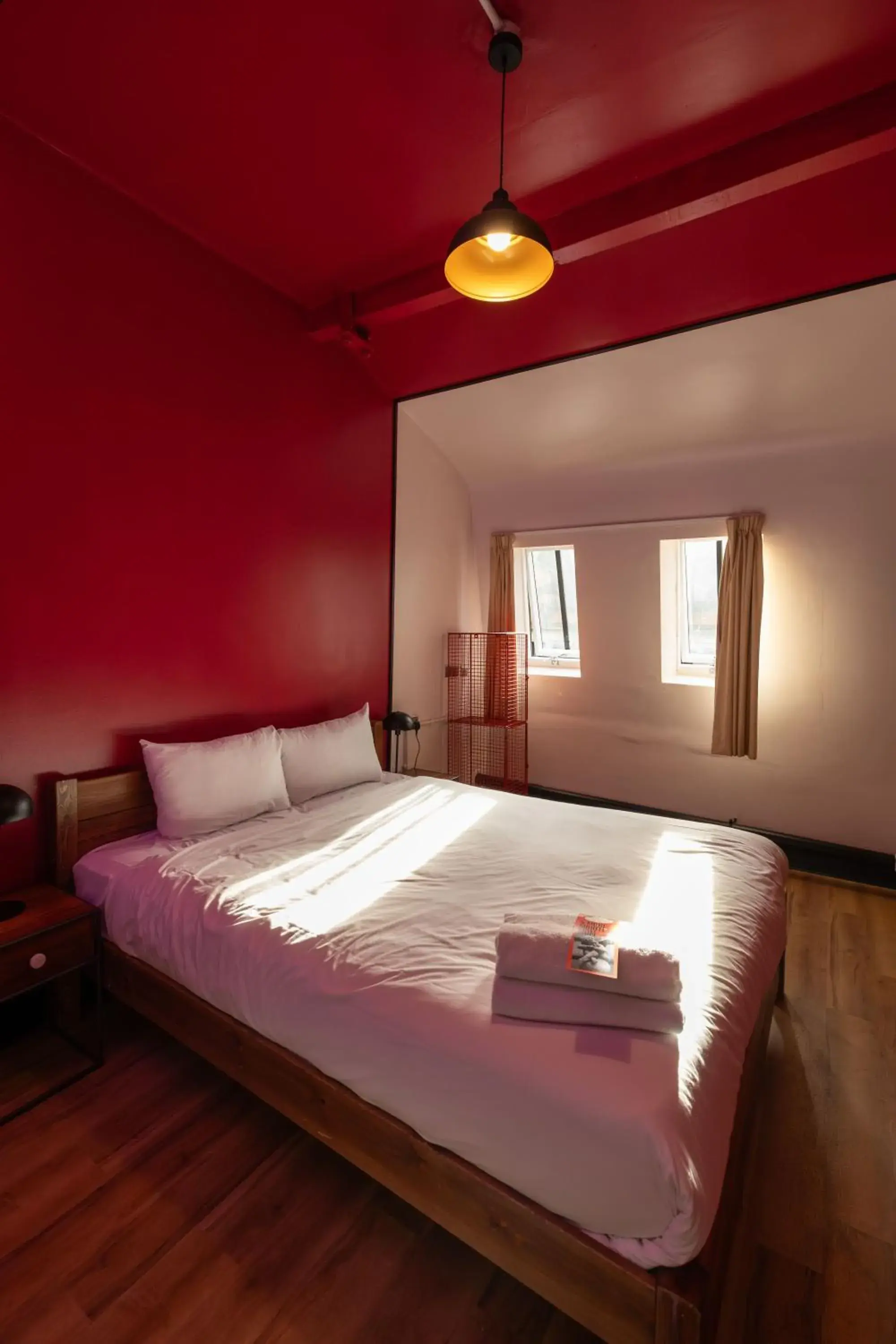 Bed in Malacuna Manchester Bed in Malacuna Manchester