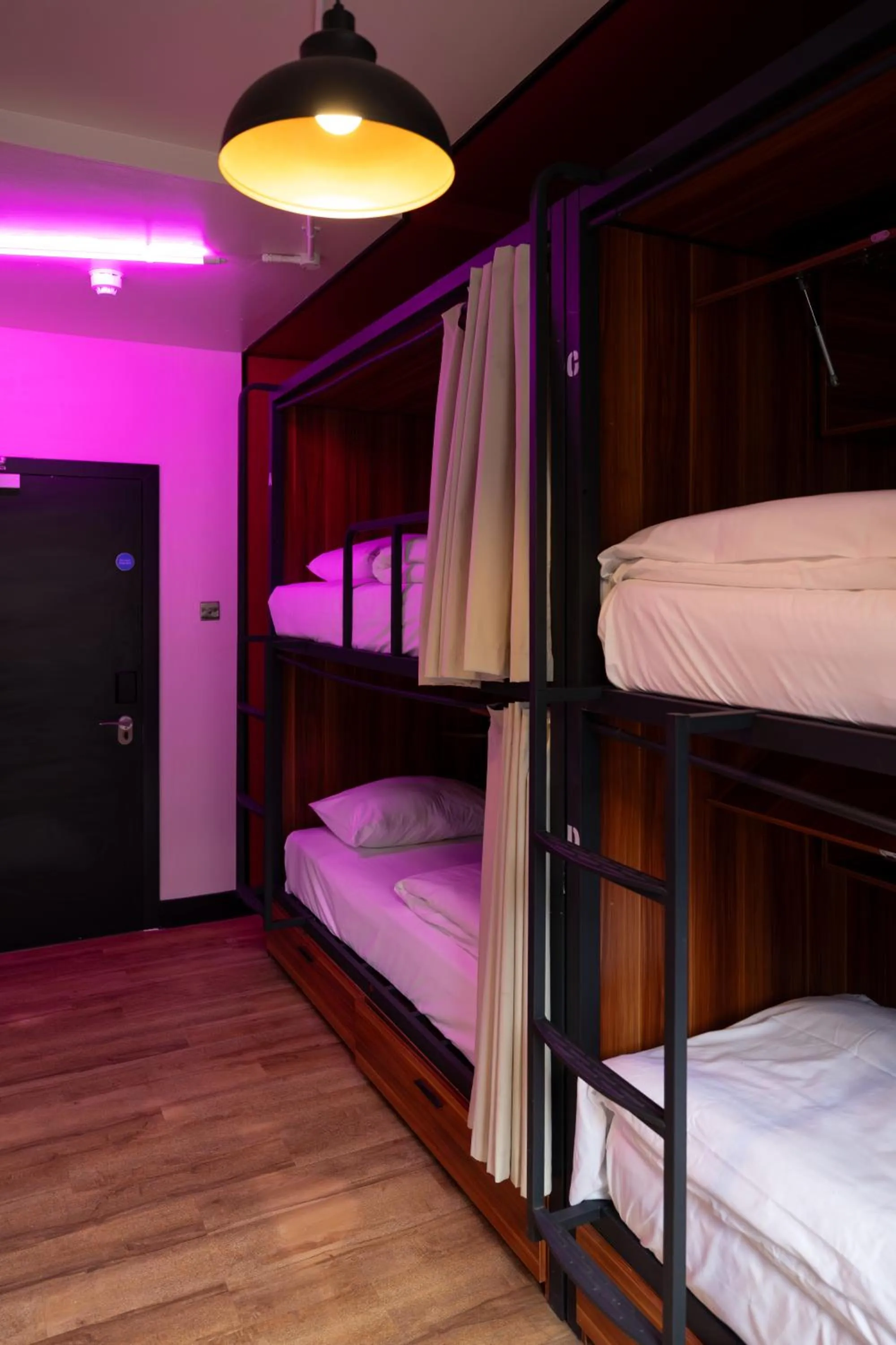 Bed in Malacuna Manchester